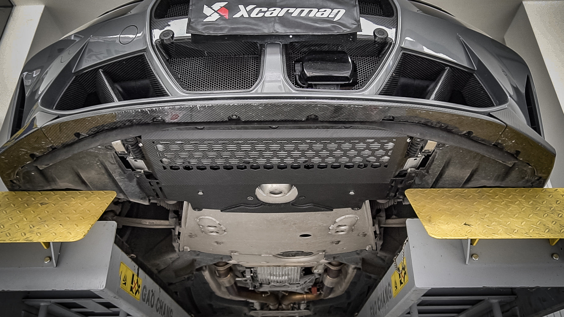 Sooqoo Pre Pregged Dry Carbon Fiber Skid Plate - BMW M2 G87 / M3 G80 G81 / M4 G82 G83 2020+