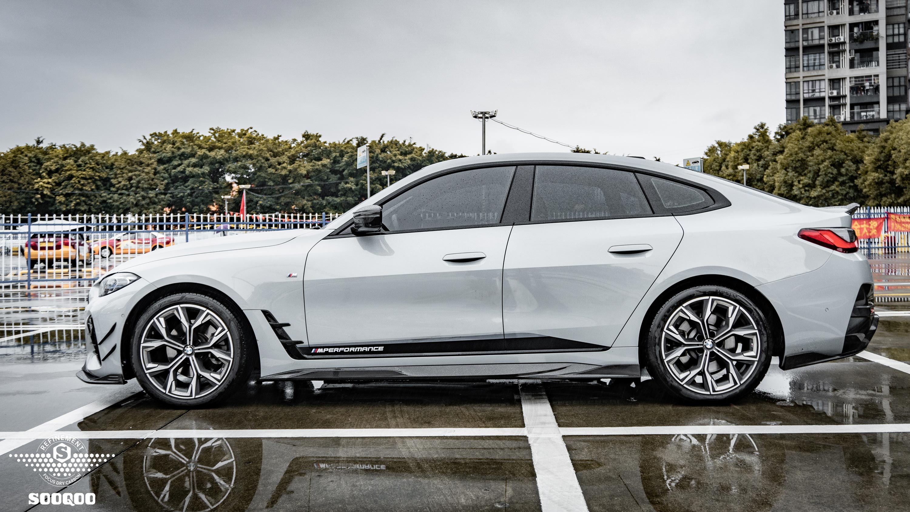 Sooqoo Pre Pregged Dry Carbon Fiber Side Skirts for BMW 4 Series G26 2021+