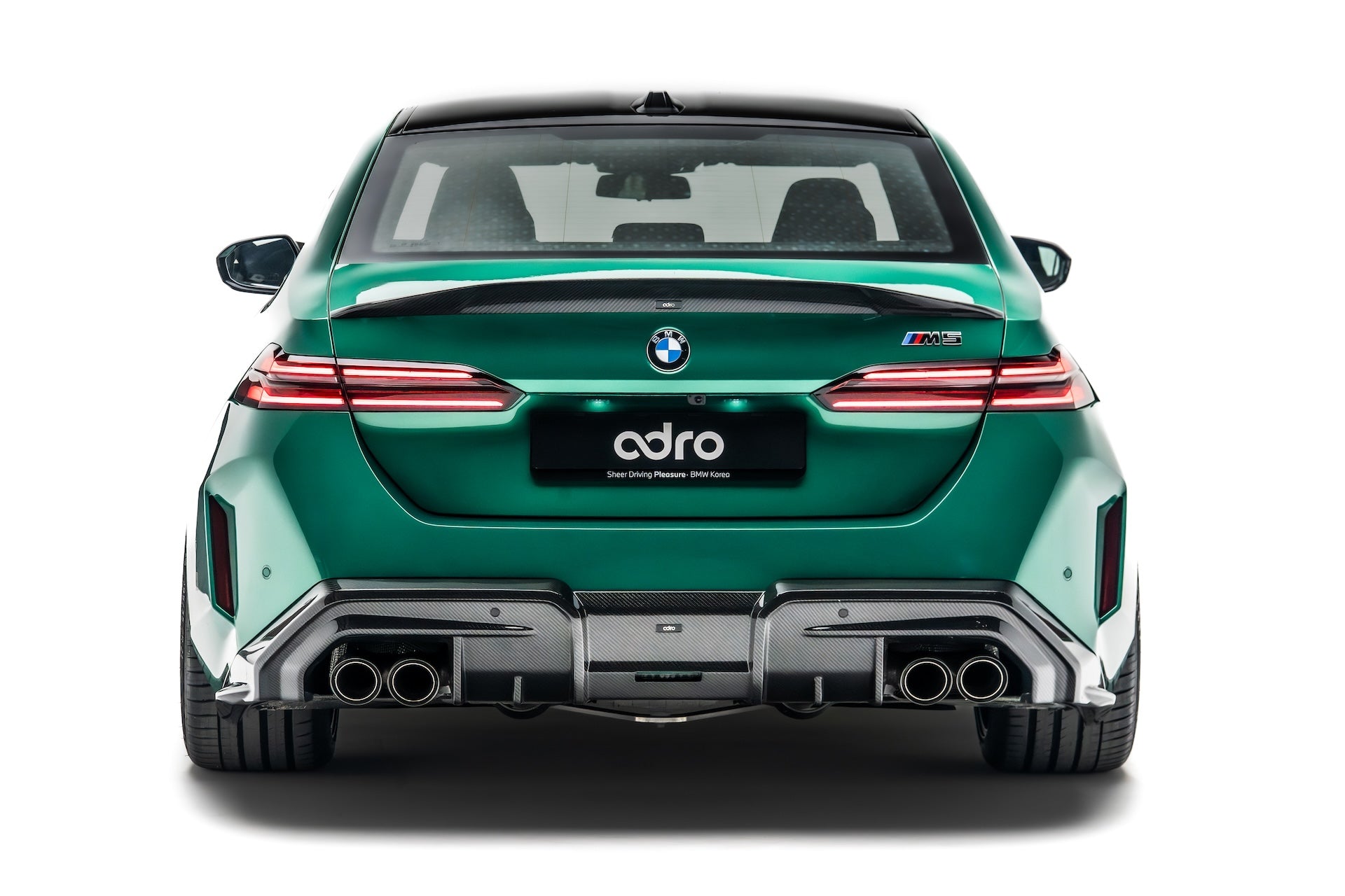 BMW G90 M5 Dry Carbon Fiber Full Kit 2024+