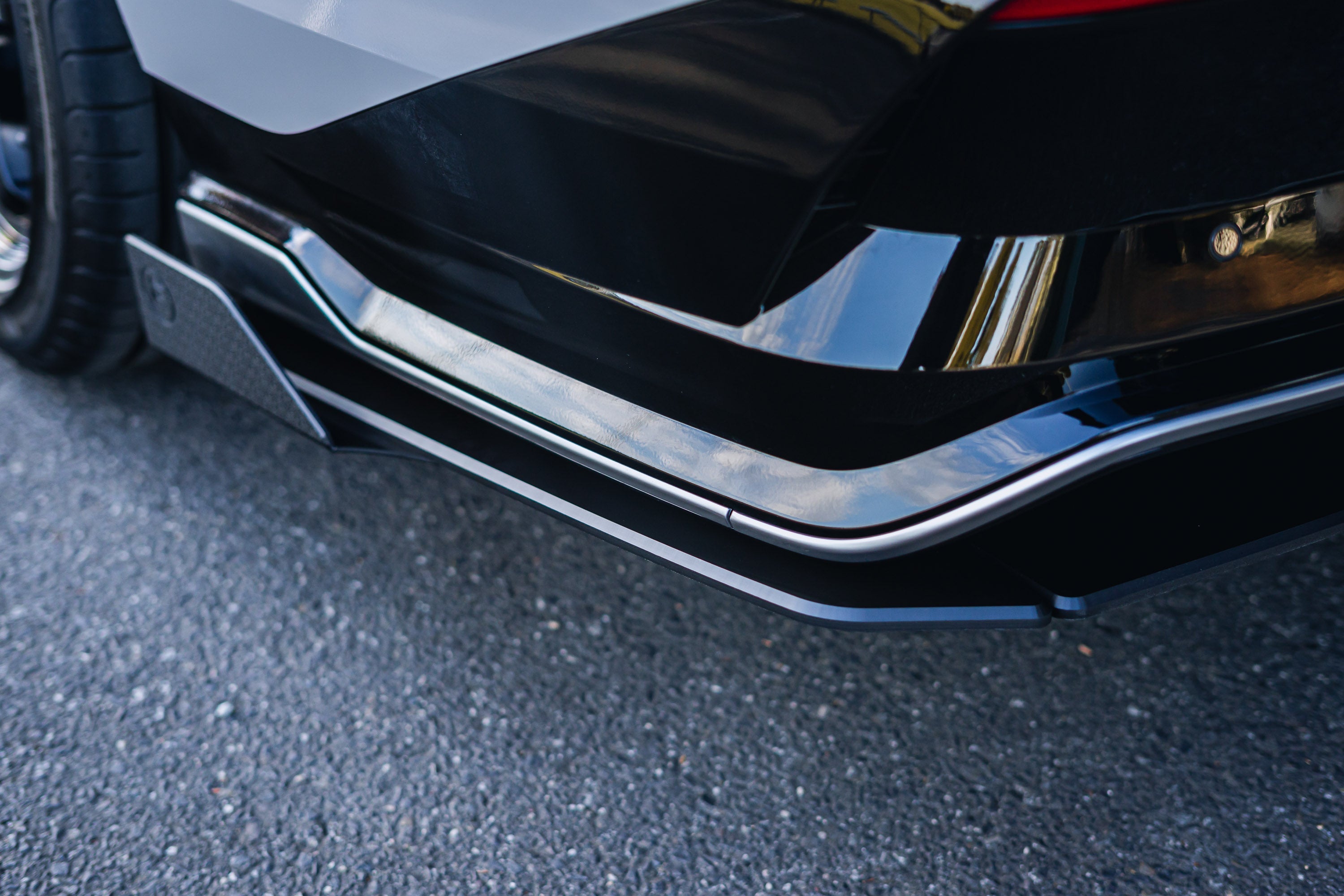 Hyundai CN7 V2 i30 N-Line Sedan FL 2025 Rear Spats (Pair)