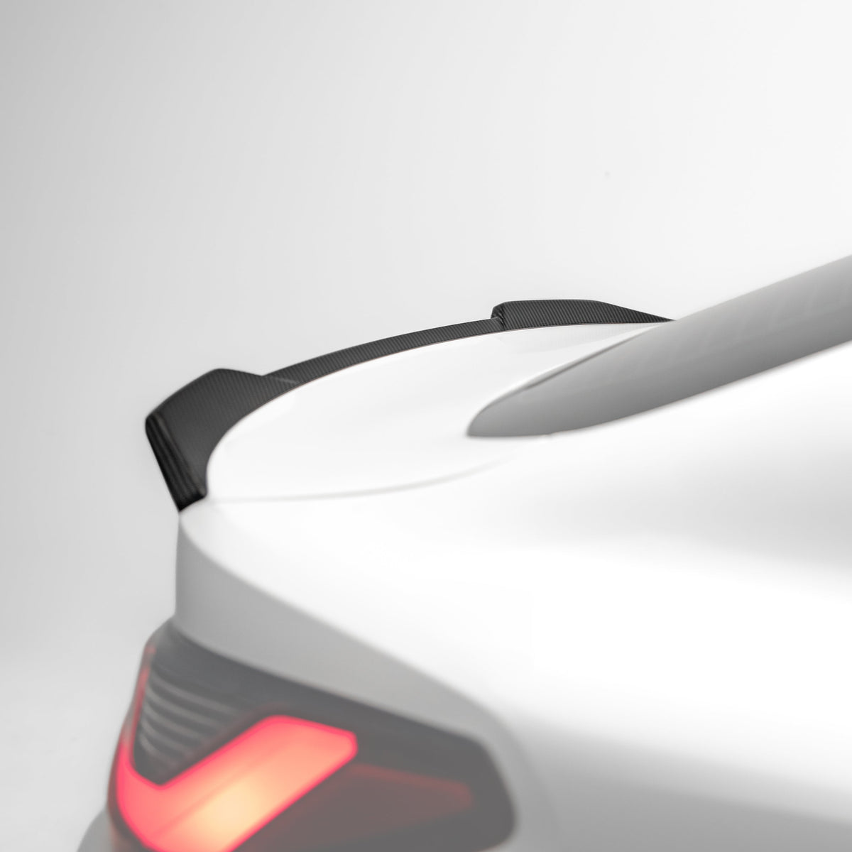 M Performance Style Pre Pregged Dry Carbon Spoiler for BMW 4 Series Gran Coupe G26 2020+