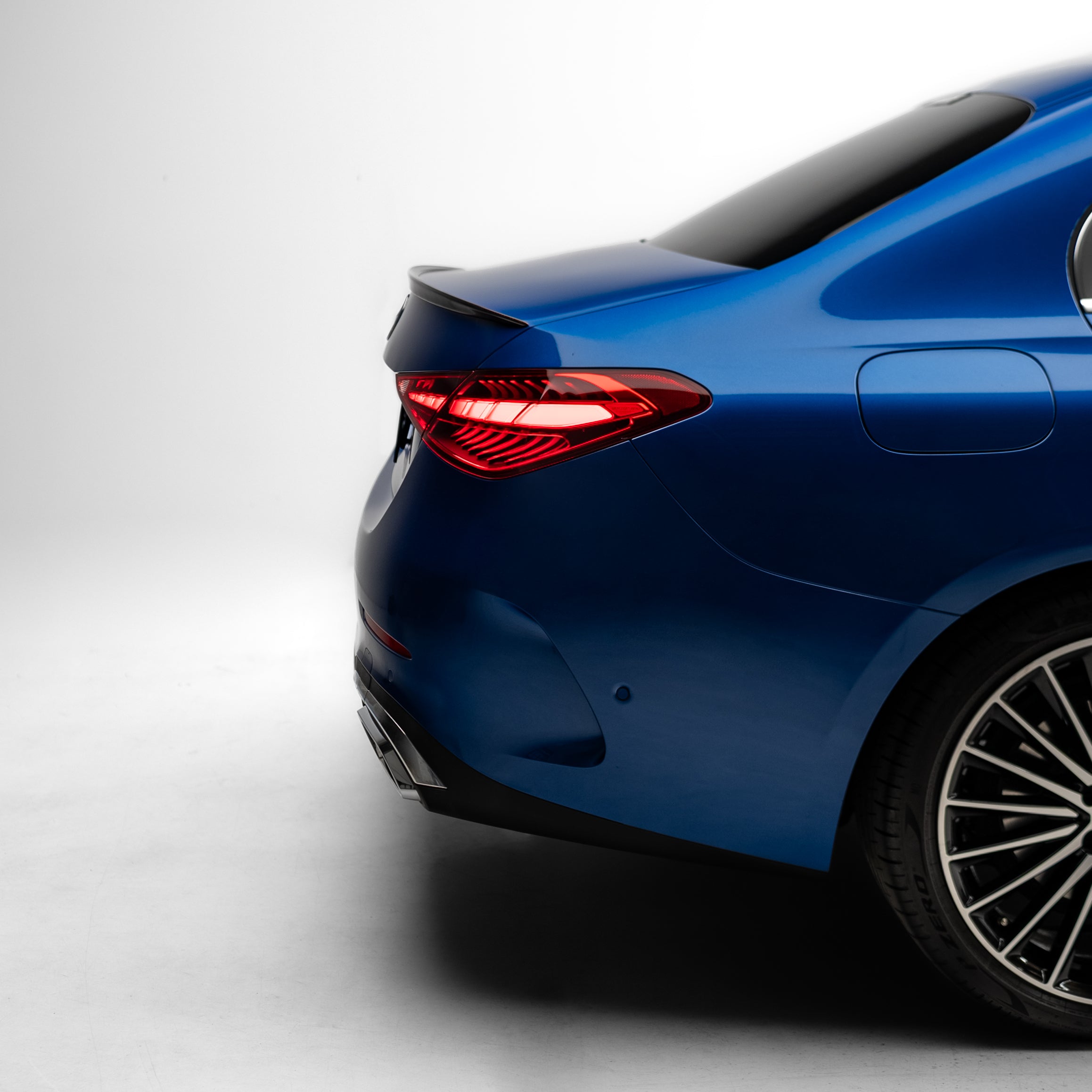 OEM Style Pre Pregged Dry Carbon Fiber Spoiler for Mercedes-Benz C Class W206 Sedan 2021+