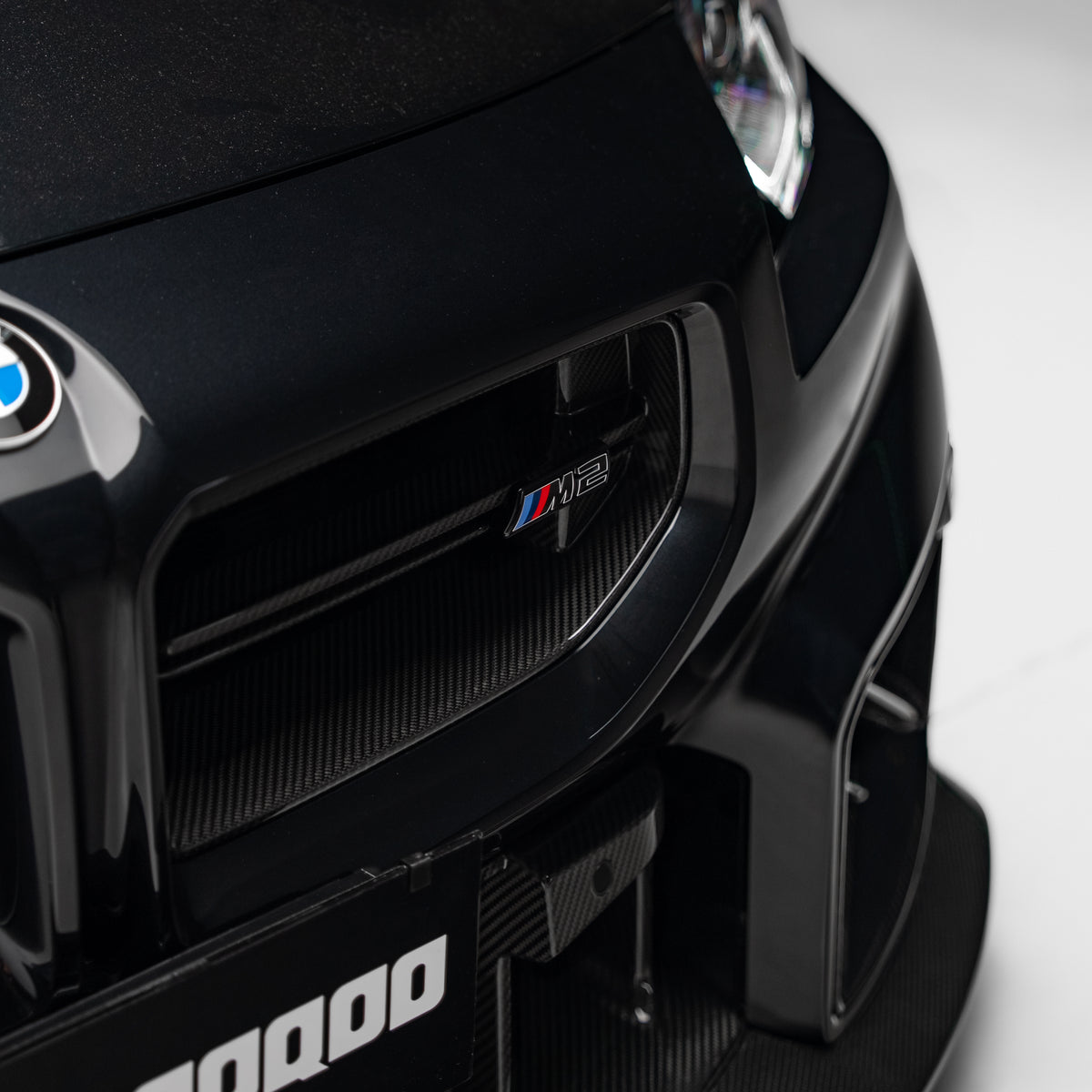 Sooqoo Type C Pre Pregged Dry Carbon Fiber Front Grille for BMW M2 G87 2023+