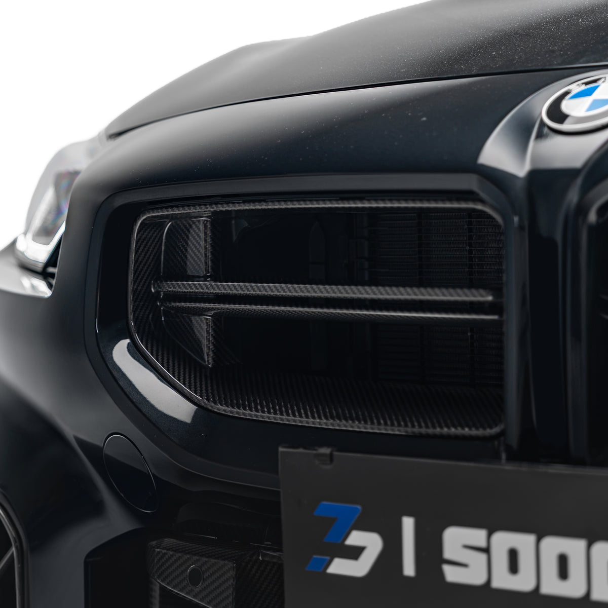 Sooqoo Type C Pre Pregged Dry Carbon Fiber Front Grille for BMW M2 G87 2023+