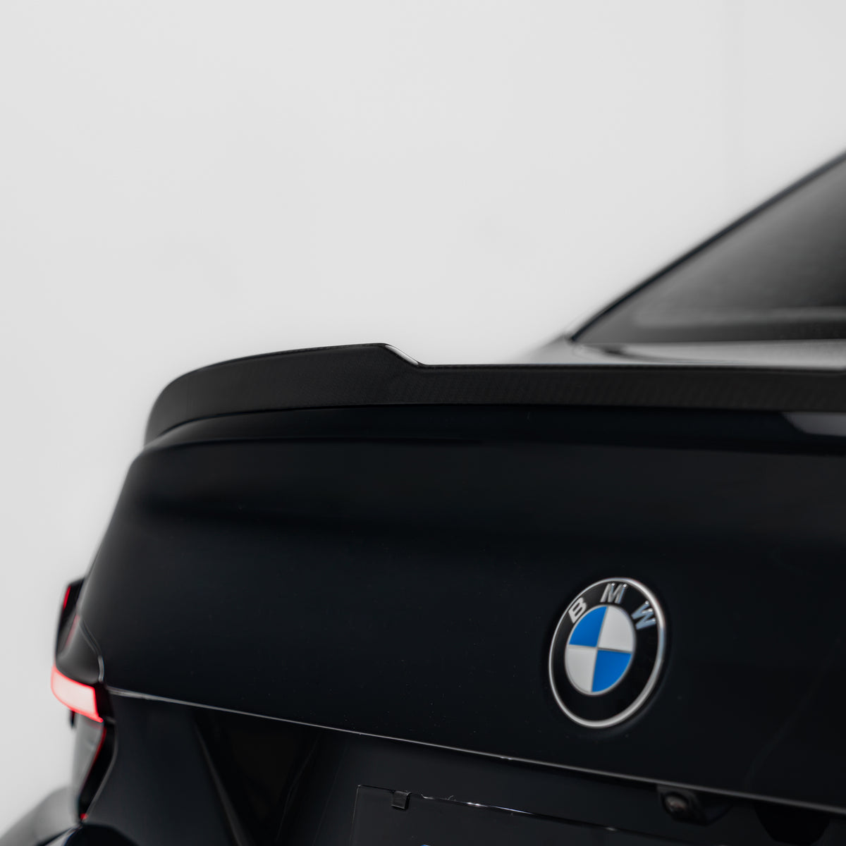 Sooqoo Pre Pregged Dry Carbon Fiber Spoiler for BMW 2 Series Coupe G42 2021+ / M2 G87 2023+