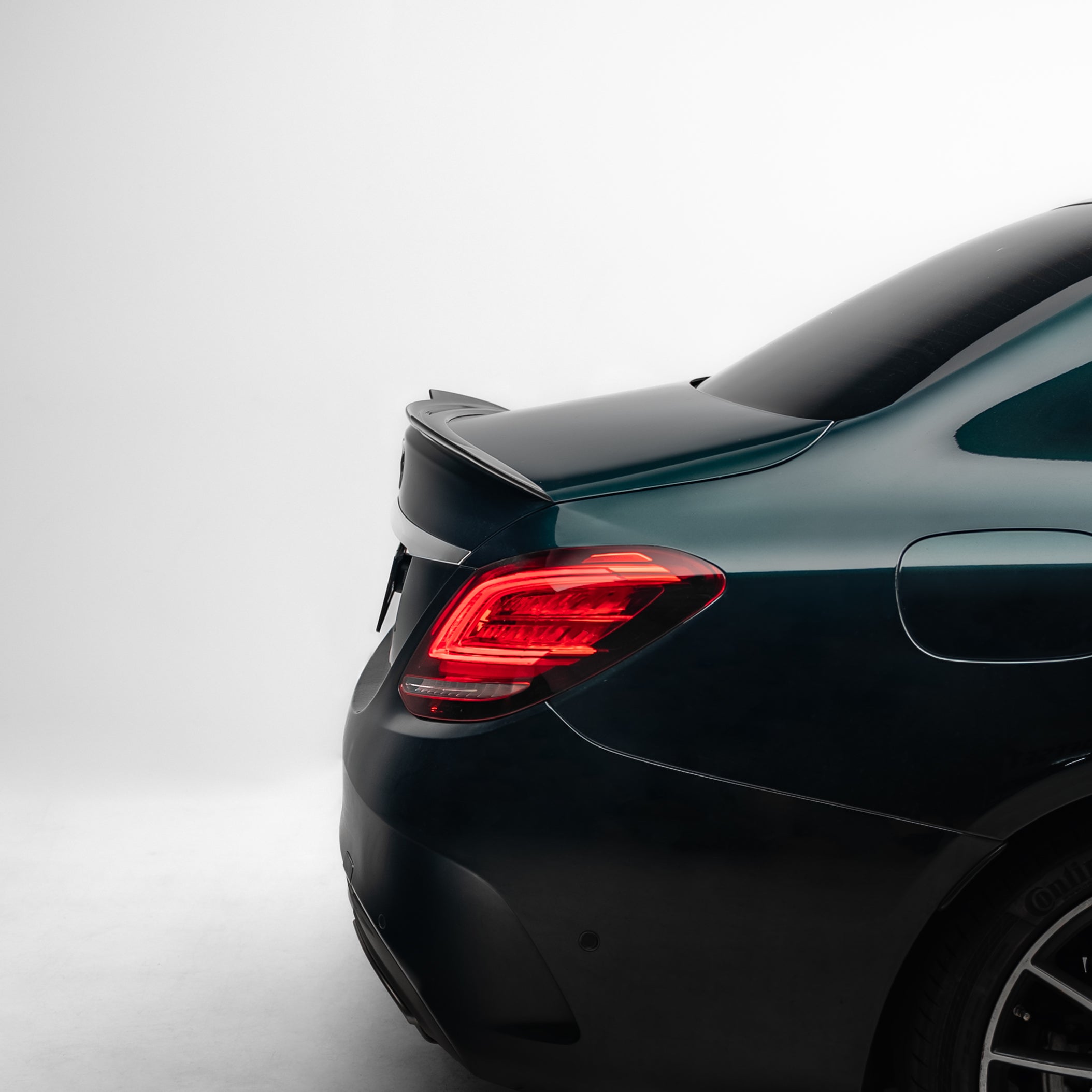 X-Style Pre Pregged Dry Carbon Fiber Spoiler for Mercedes-Benz C Class W205 Sedan 2018+
