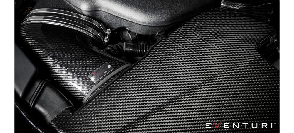 Eventuri BMW E9X M3 Carbon Airbox Lid Gloss
