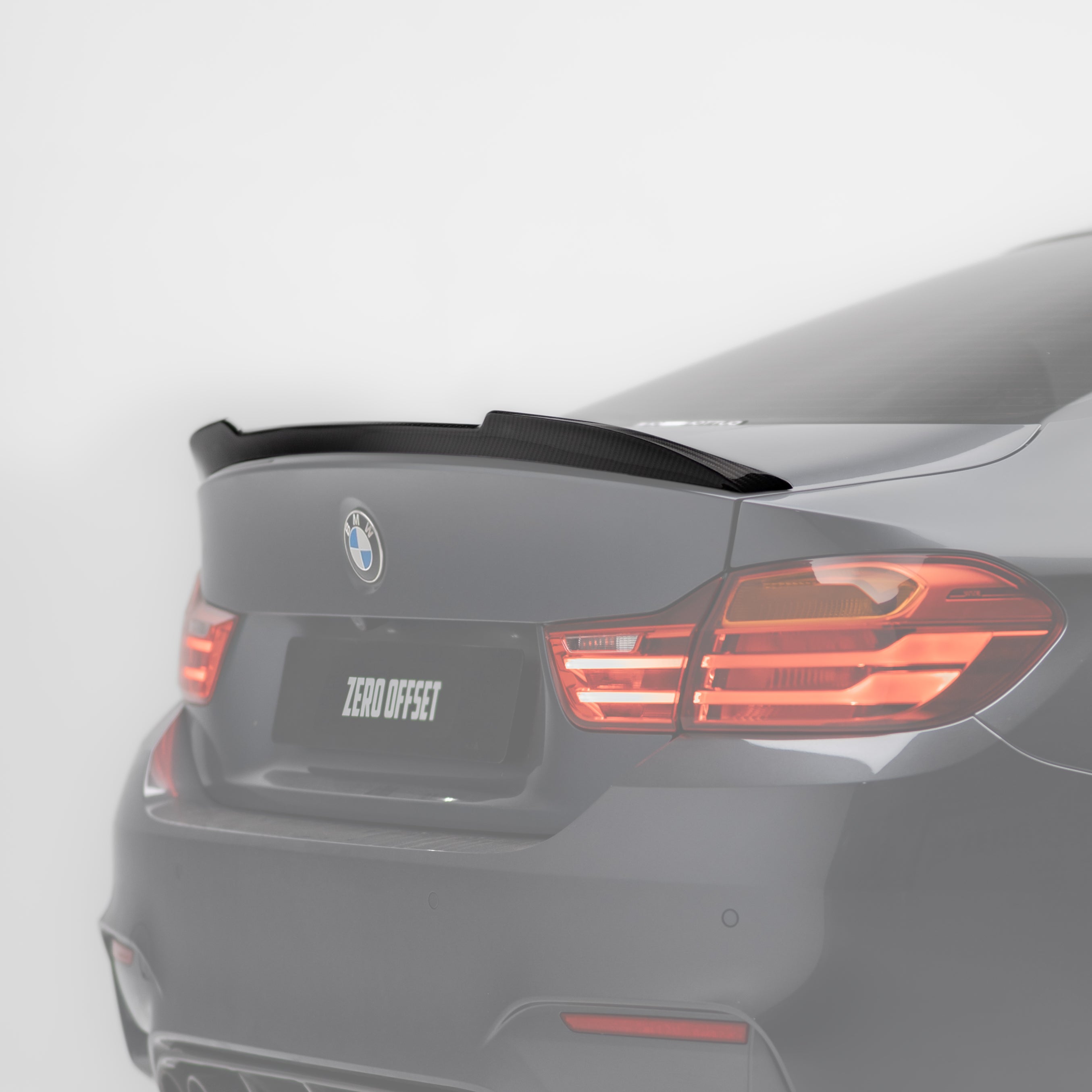 CS Style Pre Pregged Dry Carbon Fiber Spoiler for BMW M4 F82 2014-2020