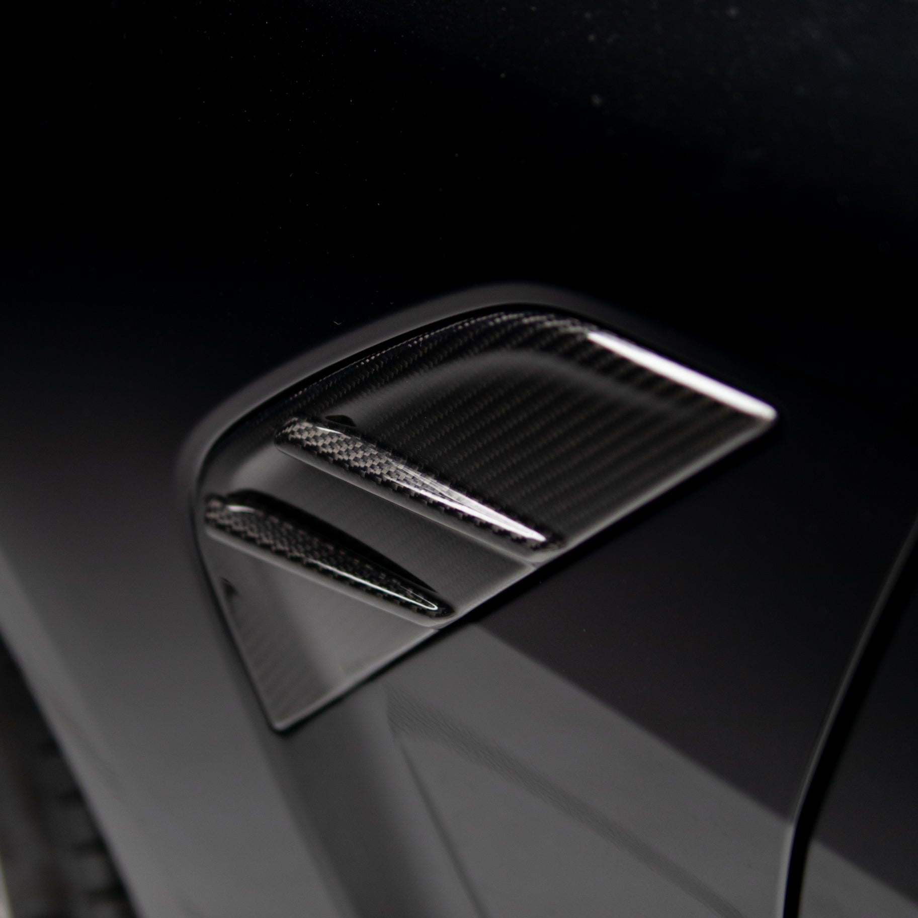 M Performance Style Pre Pregged Dry Carbon Fender Vent Cover for BMW M4 G82 G83 2020+