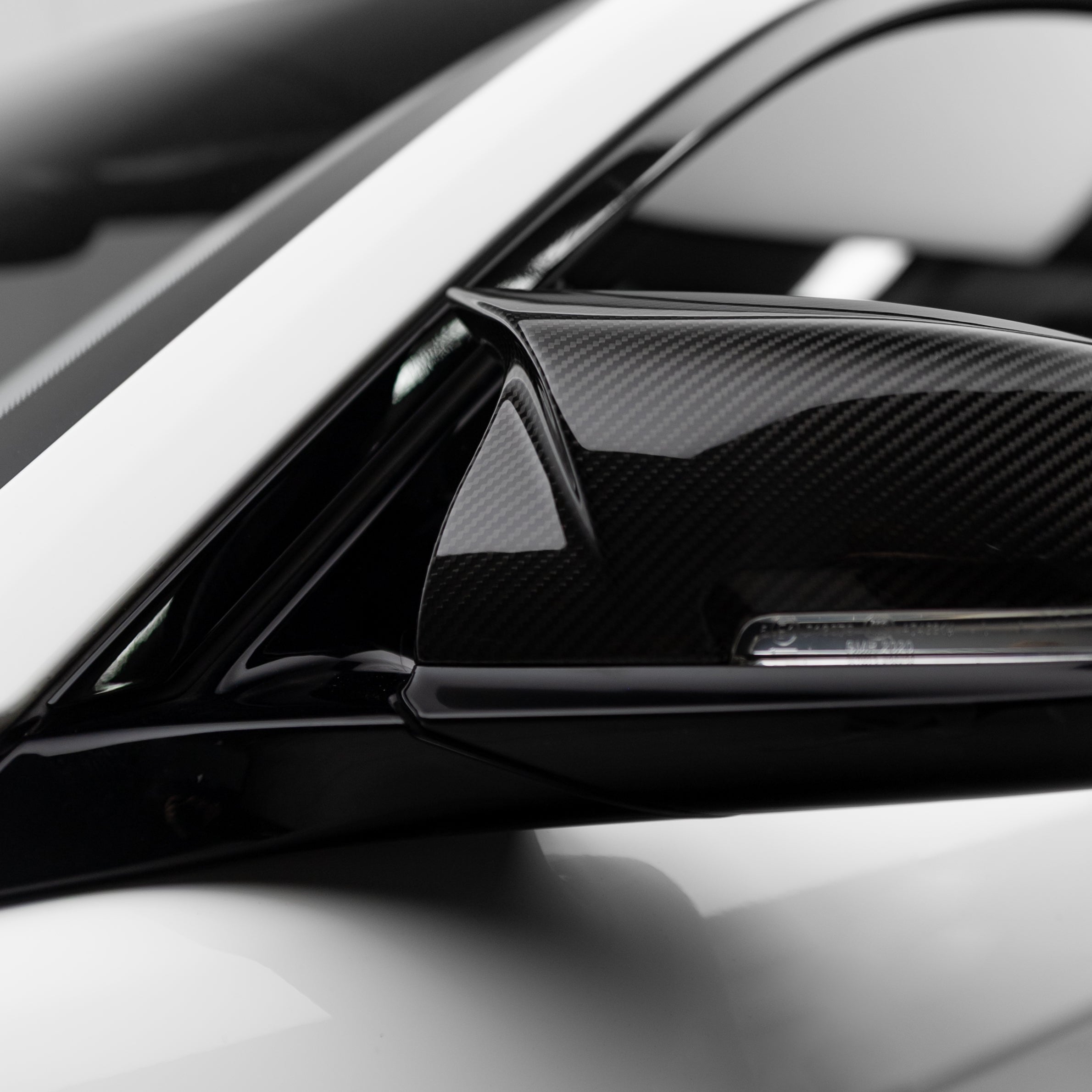 M Performance Style Pre Pregged Carbon Fiber Mirror Caps for BMW 1/2/3/4 Series F20 F22 F23 F30 F32 F33 F36 F87