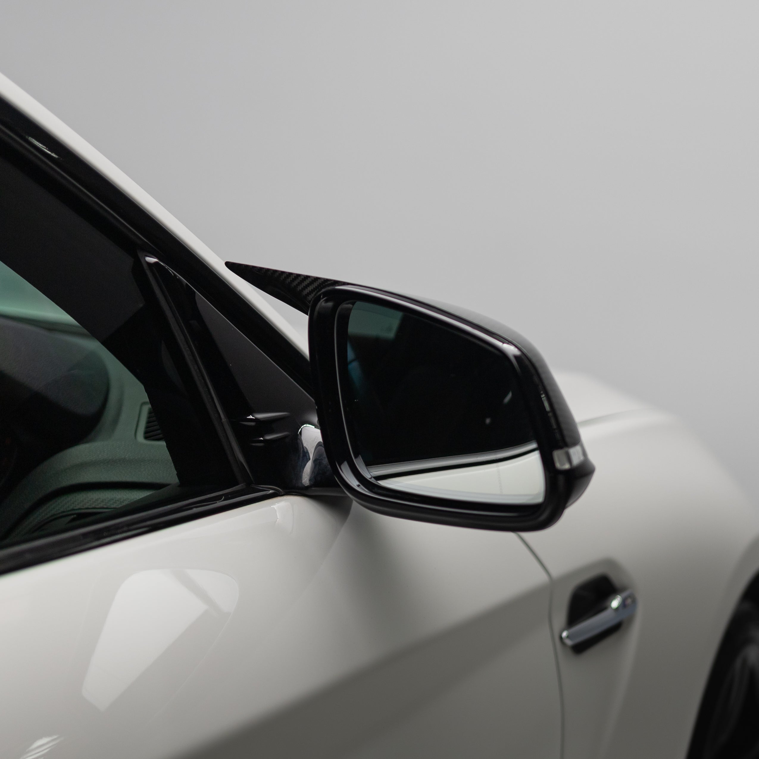 M Performance Style Pre Pregged Carbon Fiber Mirror Caps for BMW 1/2/3/4 Series F20 F22 F23 F30 F32 F33 F36 F87