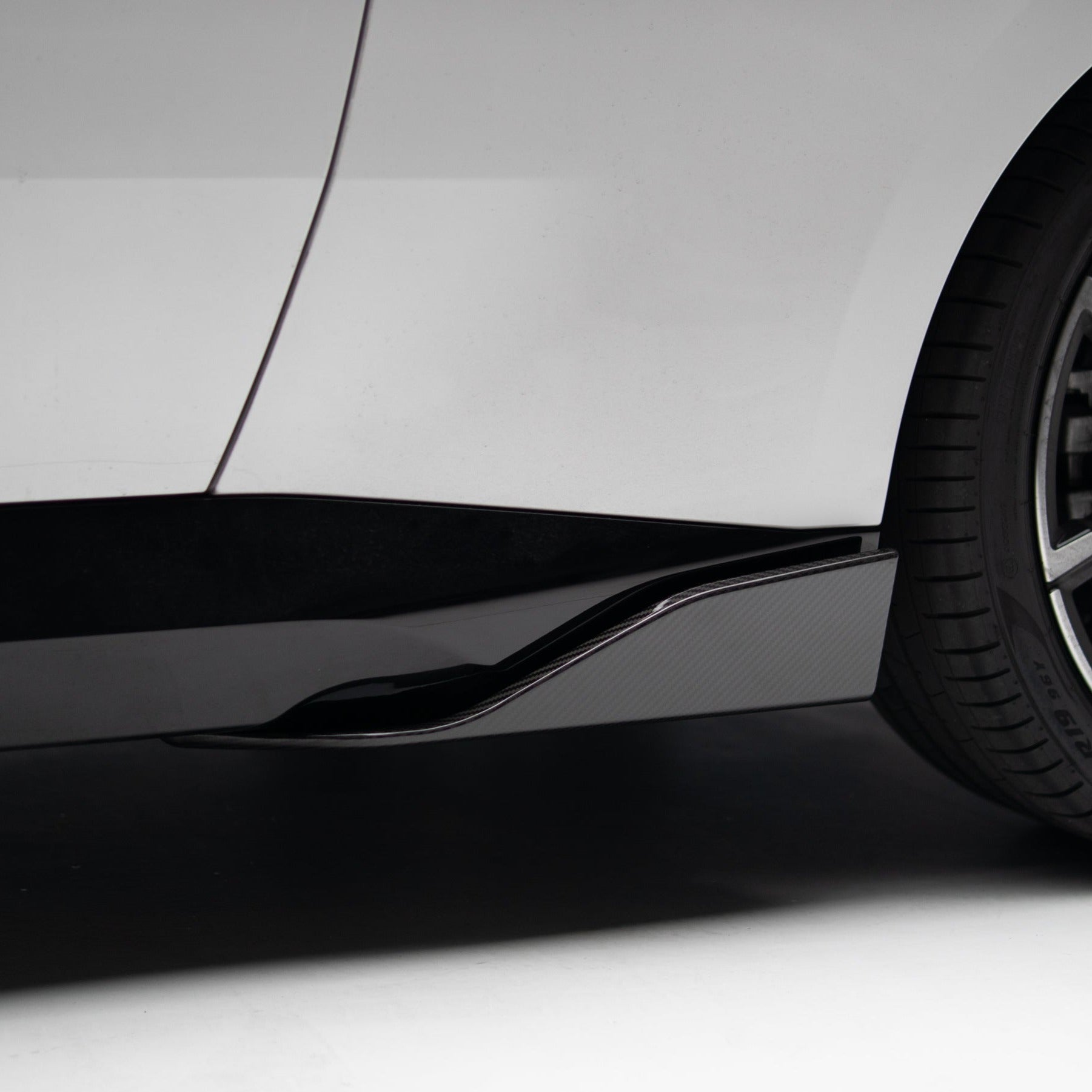 M Performance Style Pre Pregged Dry Carbon Fiber Side Skirts for BMW 2 Series Coupe G42 2021+