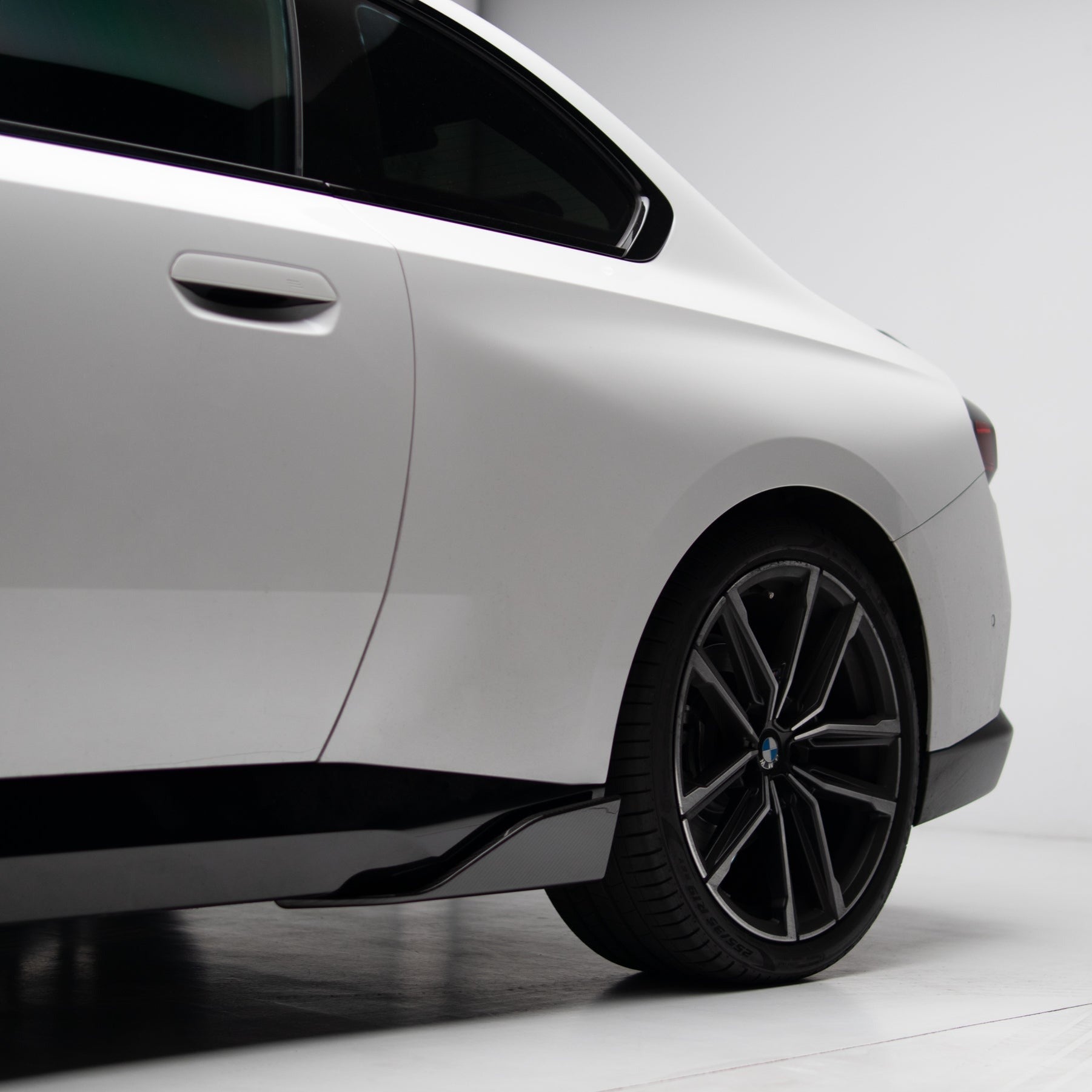 M Performance Style Pre Pregged Dry Carbon Fiber Side Skirts for BMW 2 Series Coupe G42 2021+