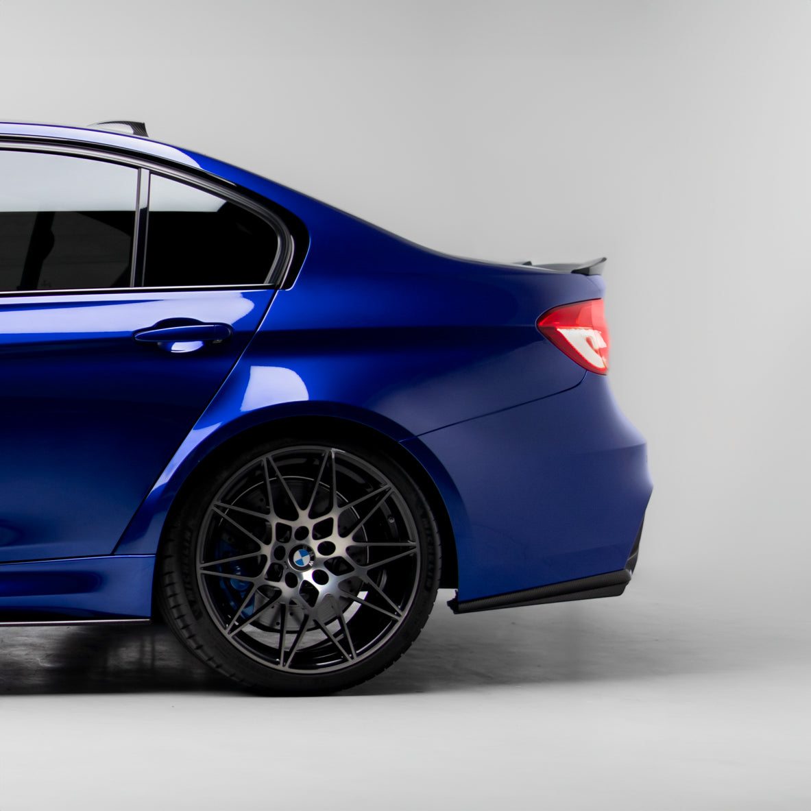 Vorsteiner Style Pre Pregged Carbon Fiber Rear Diffuser for BMW M3 F80 / M4 F82 F83 2014-2020