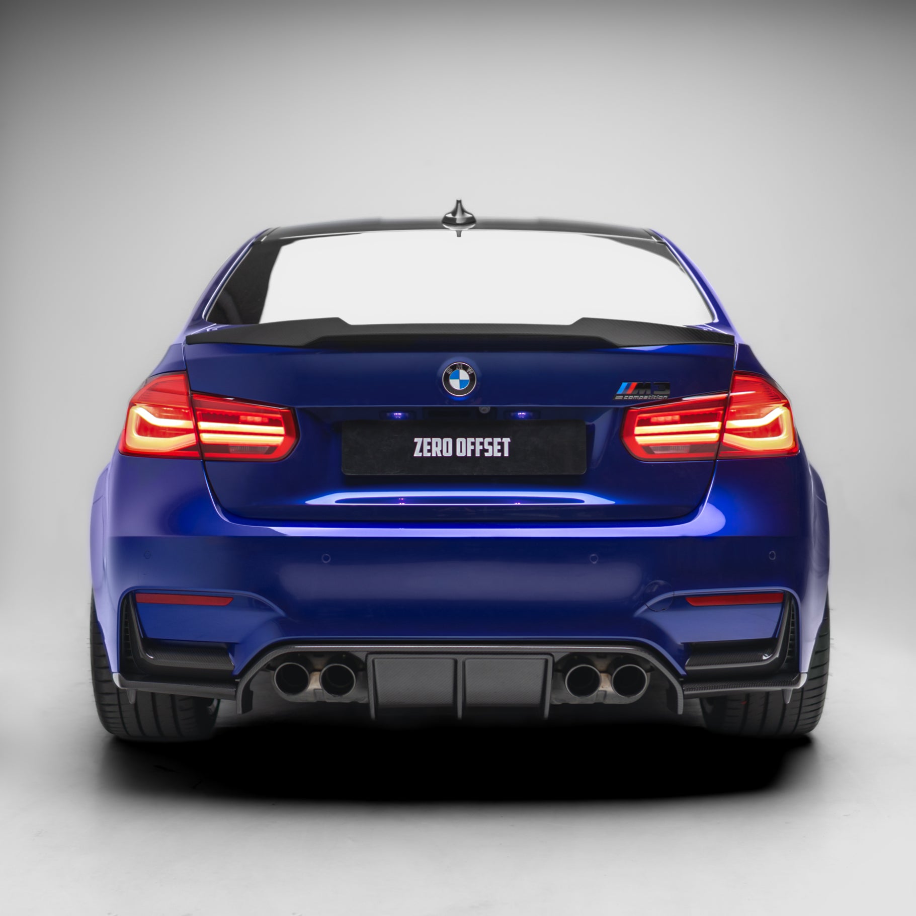 M4 Style Pre Pregged Dry Carbon Fiber for BMW 3 Series F30 2013-2018 / M3 F80 2013-2020