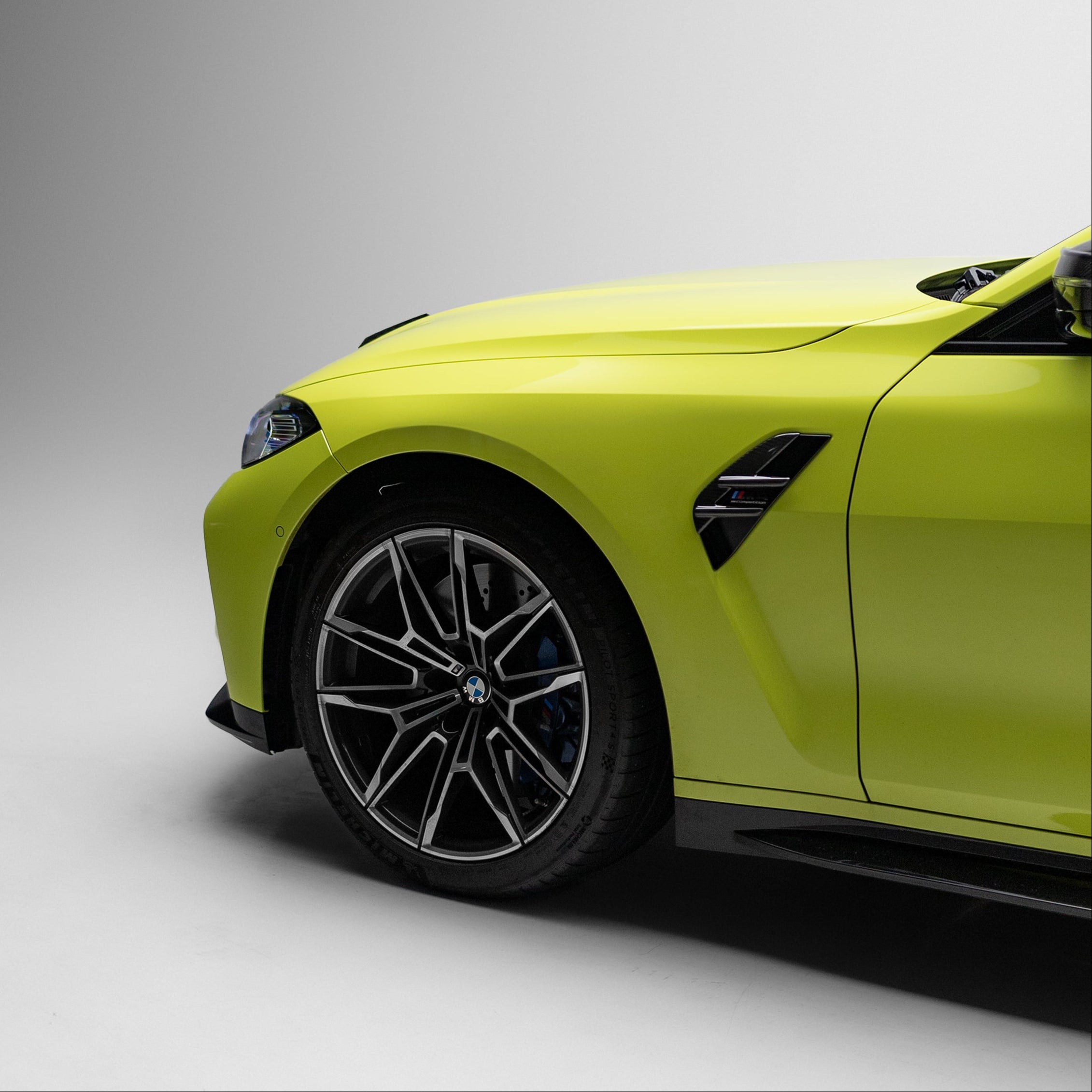 OEM Style Pre Pregged Dry Carbon Fender Vent Cover for BMW M4 G82 G83 2020+