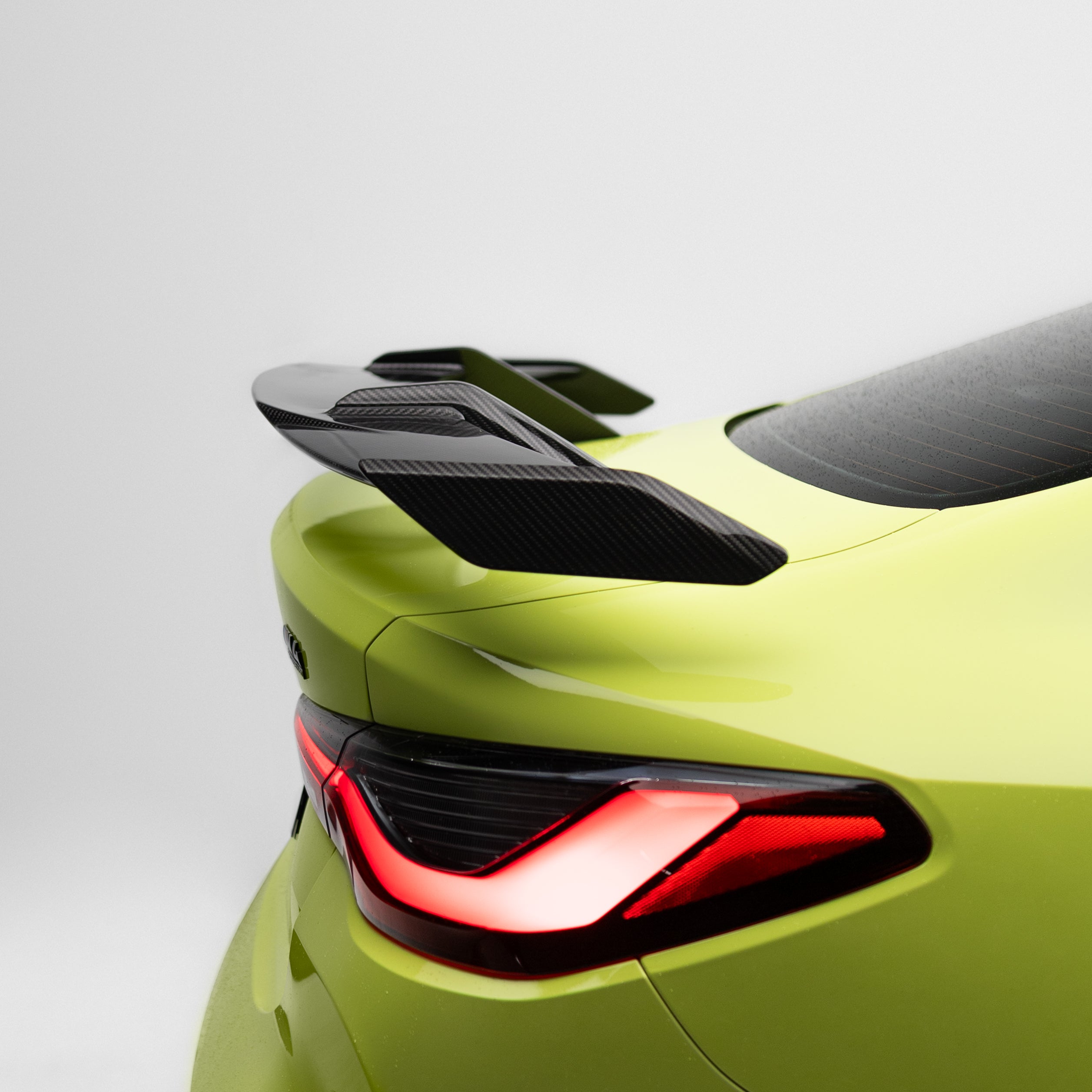 M-Performance Style Pre Pregged Dry Carbon Fiber Wing Spoiler for BMW 3 Series G20 / 4 Series G22 / M3 G80 / M4 G82 20+