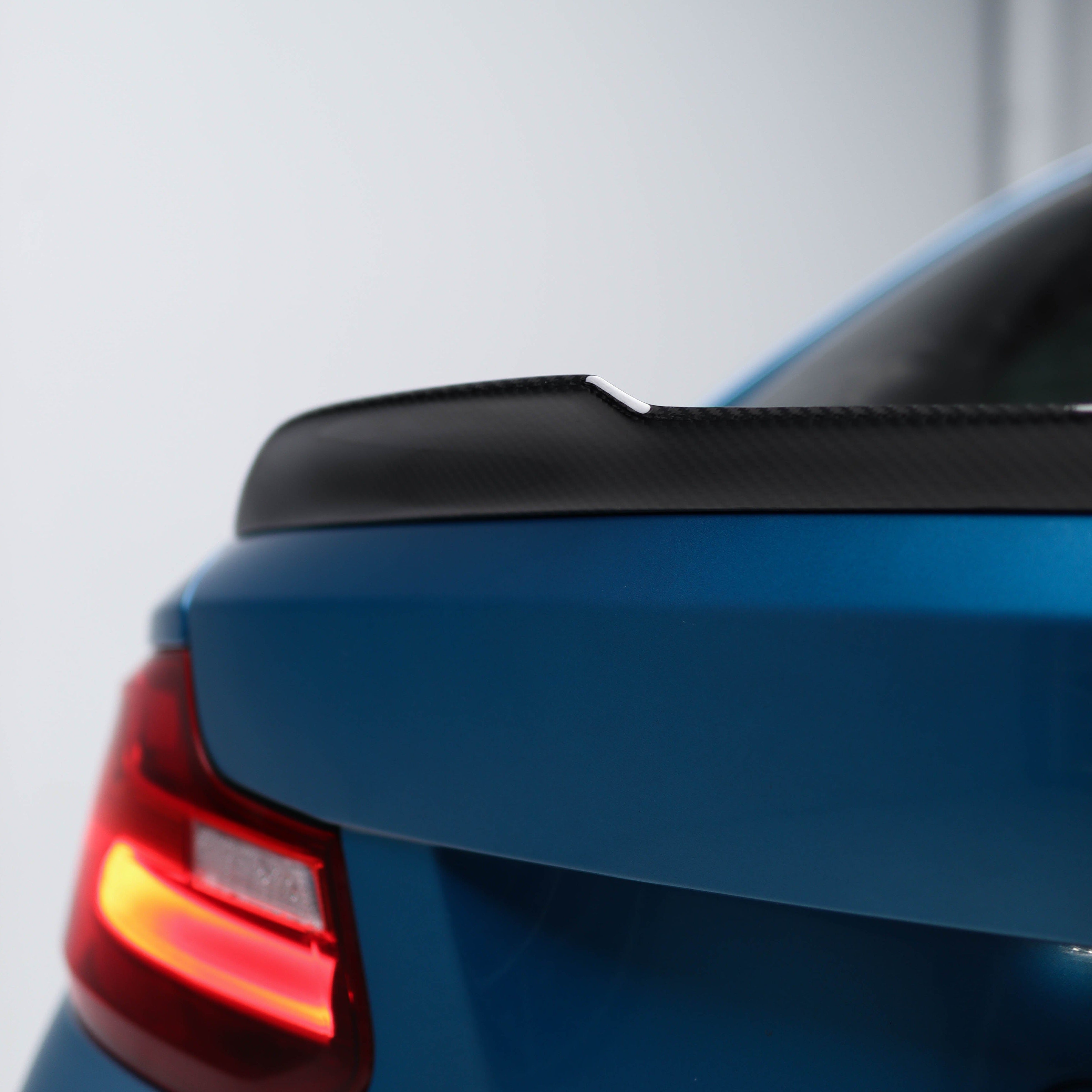 CS Style Pre Pregged Dry Carbon Fiber Trunk Lid Spoiler for BMW 2 Series M2 F22 F87 2014-2021
