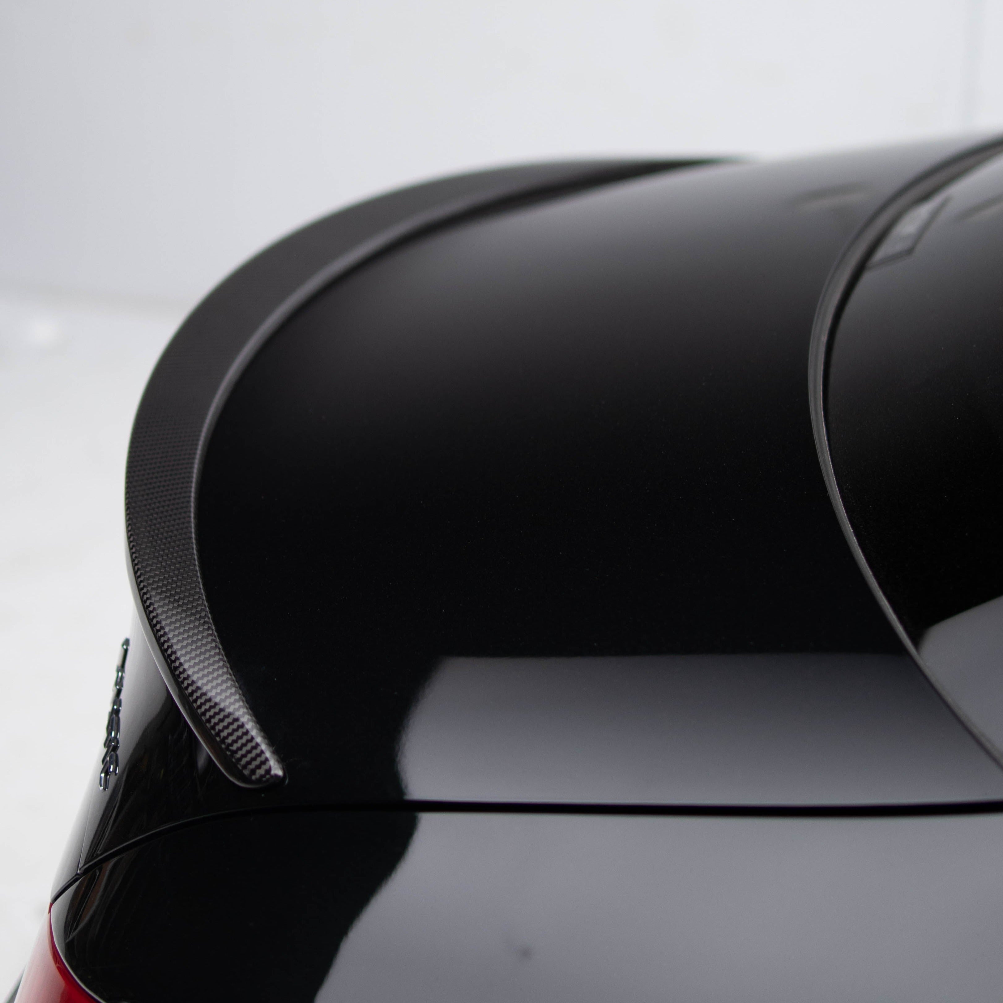 OEM-Style Pre Pregged Dry Carbon Fiber Spoiler for Mercedes-Benz CLA C117 Coupe 2013-2019