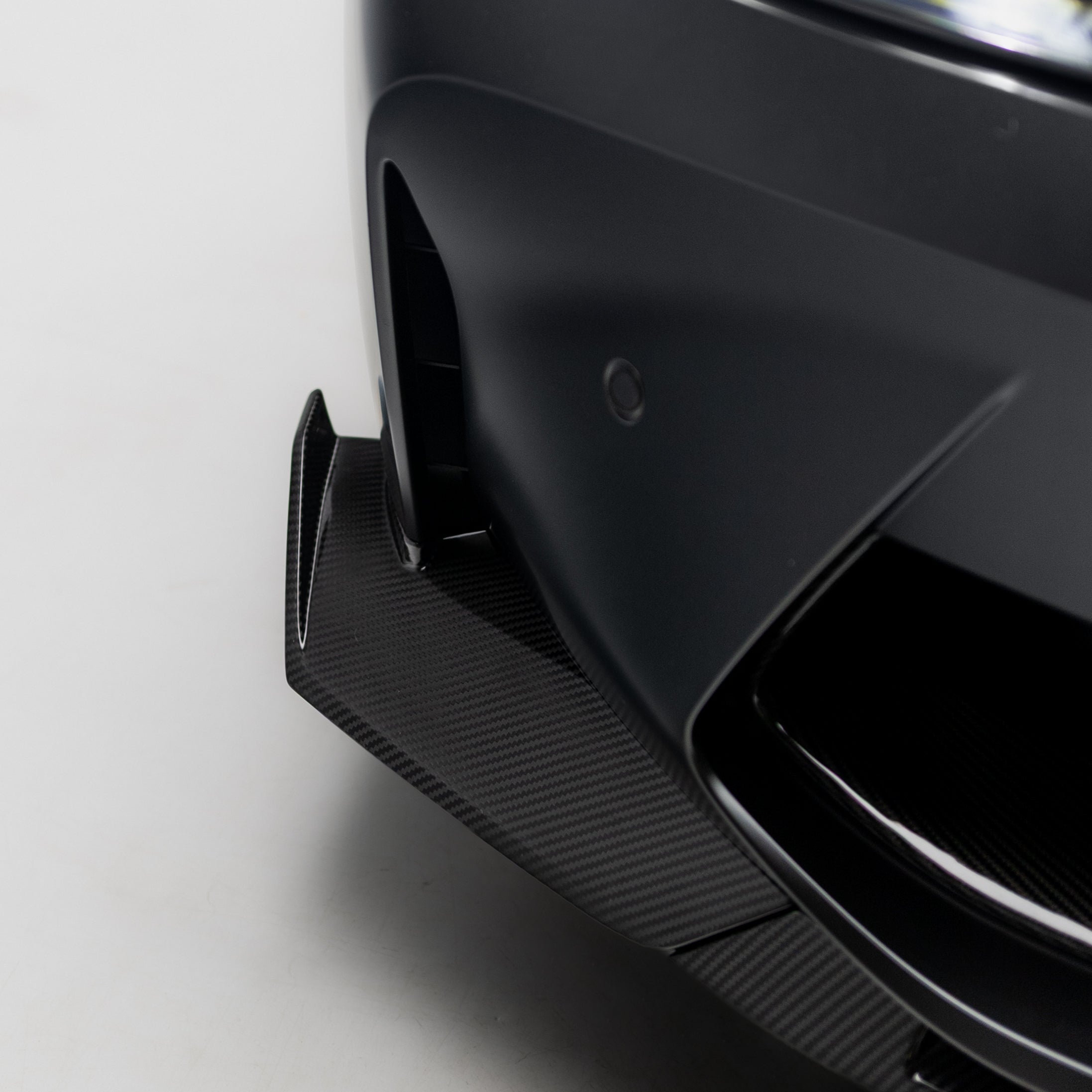 CS Style Pre Pregged Dry Carbon Front Lip for BMW M3 G80 G81 / M4 G82 G83 2020+