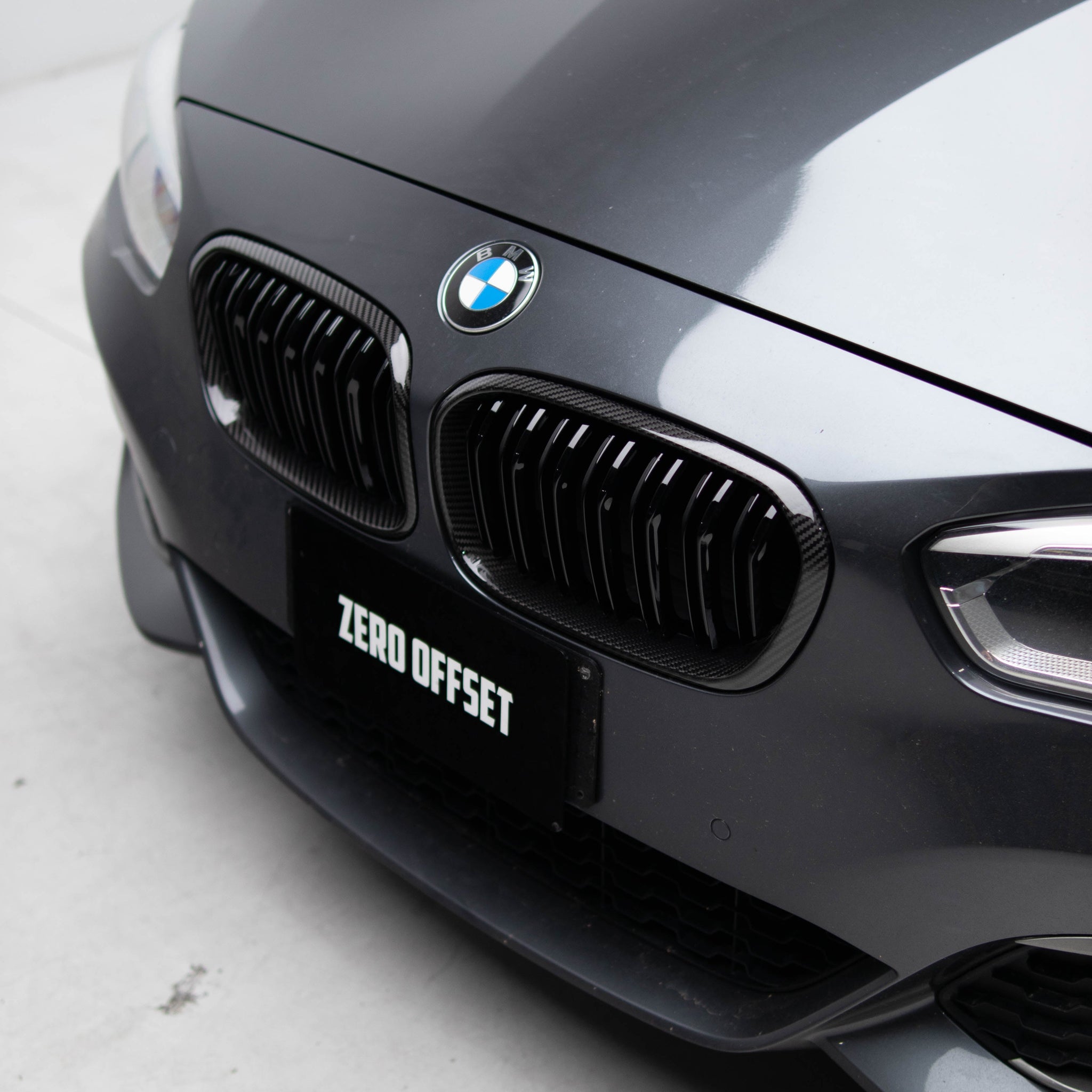 6 Series F06 Double Slat Dry Carbon Fiber Grill