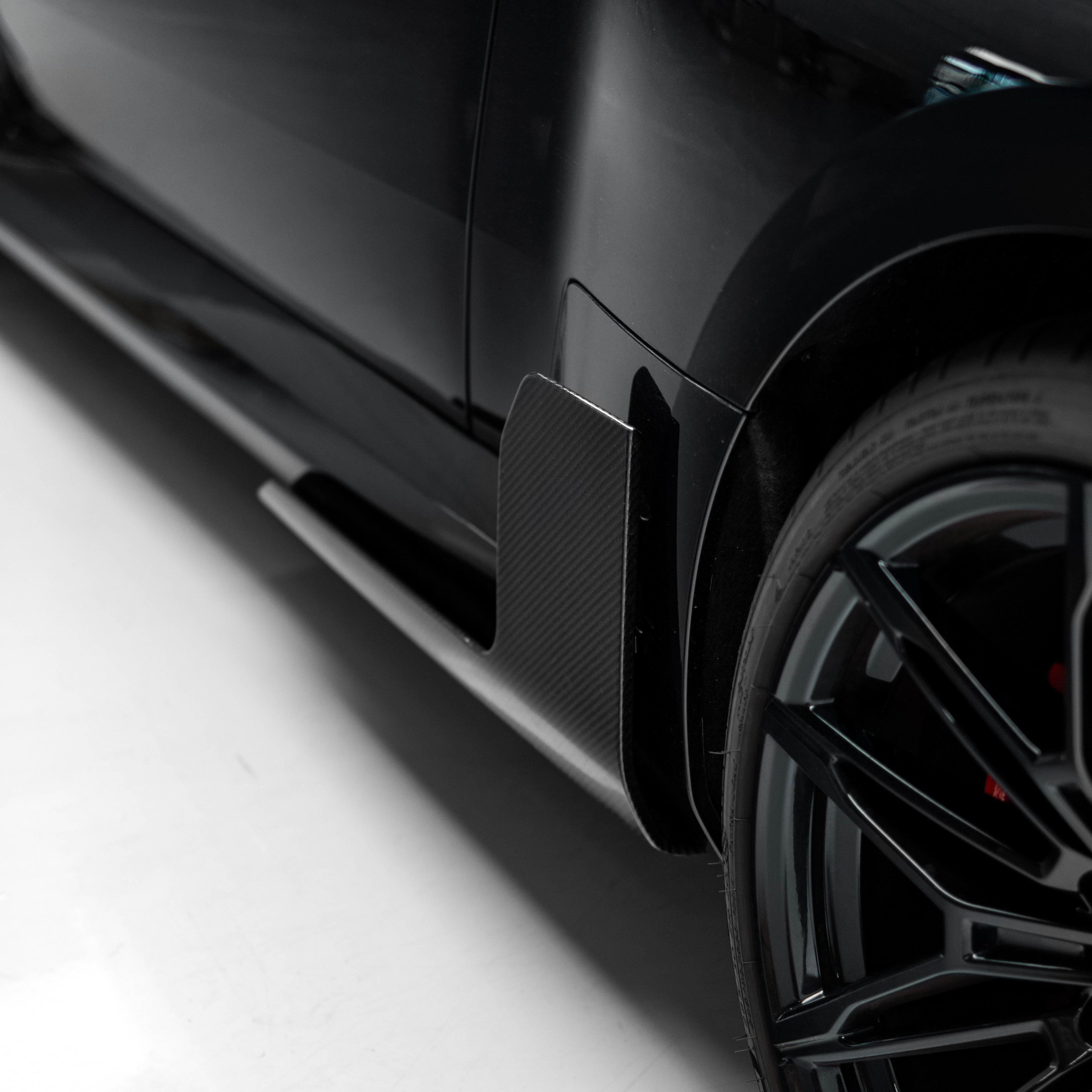 M Performance Style Pre Pregged Dry Carbon Fiber Side Skirt for BMW M2 G87 2023+