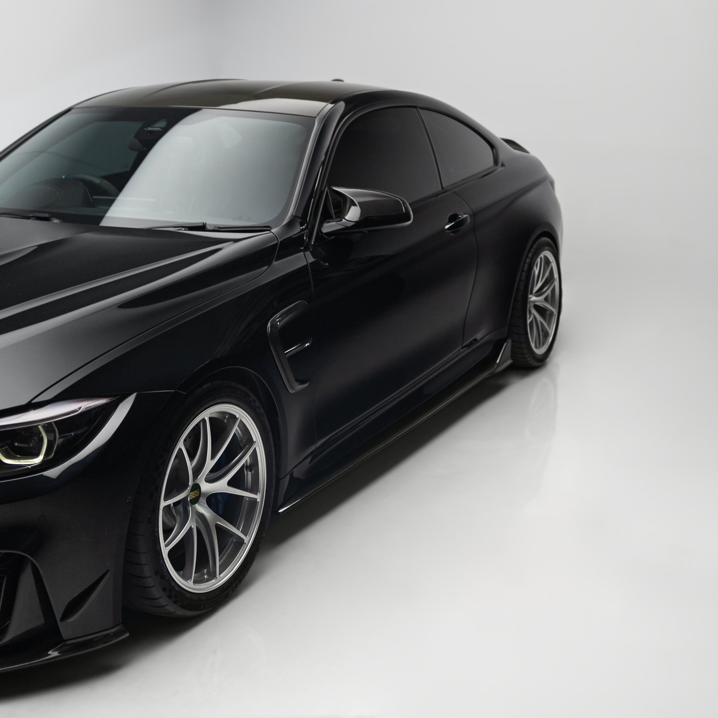 M-Performance Style Pre Pregged Dry Carbon Fiber Mirrors Caps for BMW M2 Comp F87 / M3 F80 / M4 F82 F83