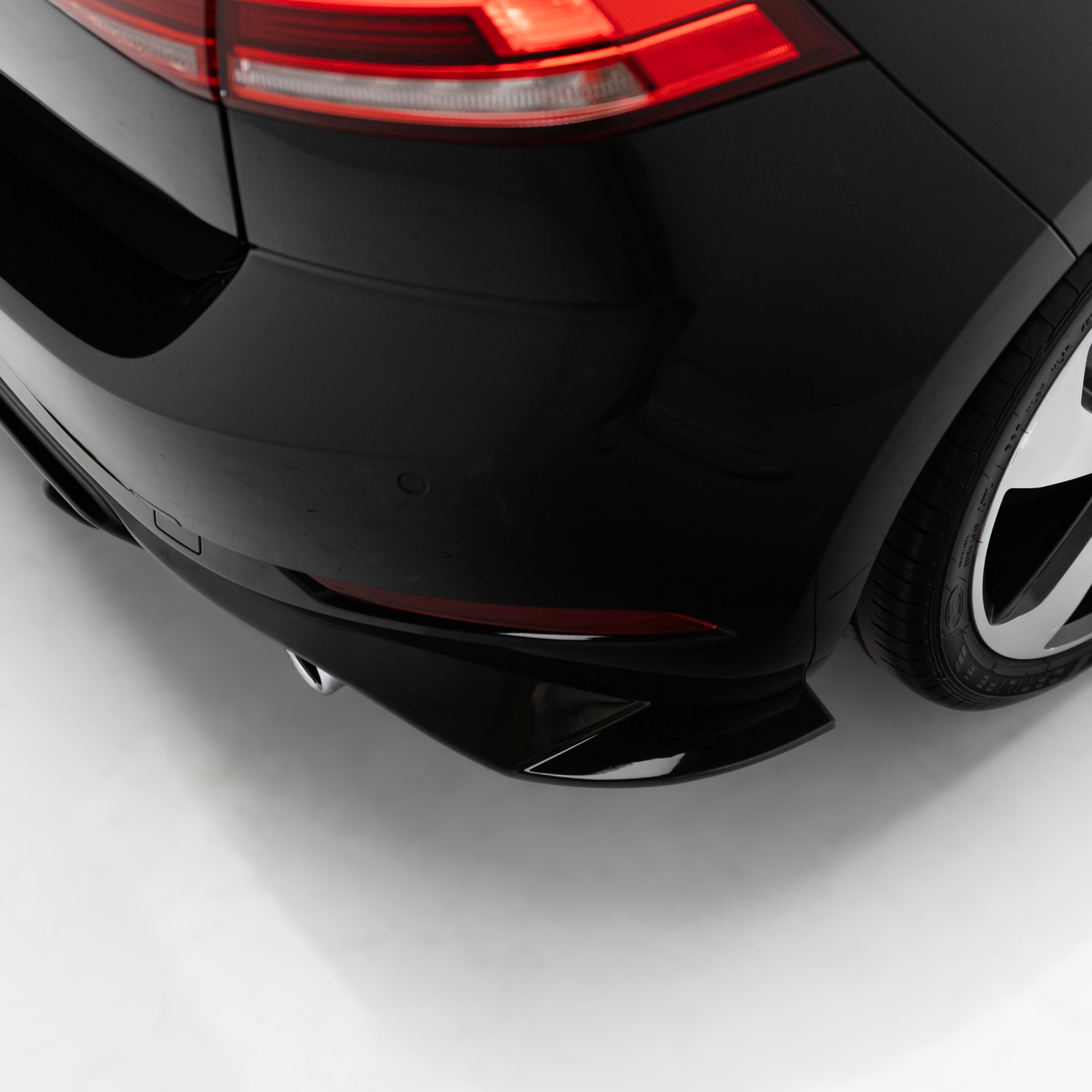 EVO-1 Rear Diffuser for Volkswagen Golf GTI MK7.5 2018-2021