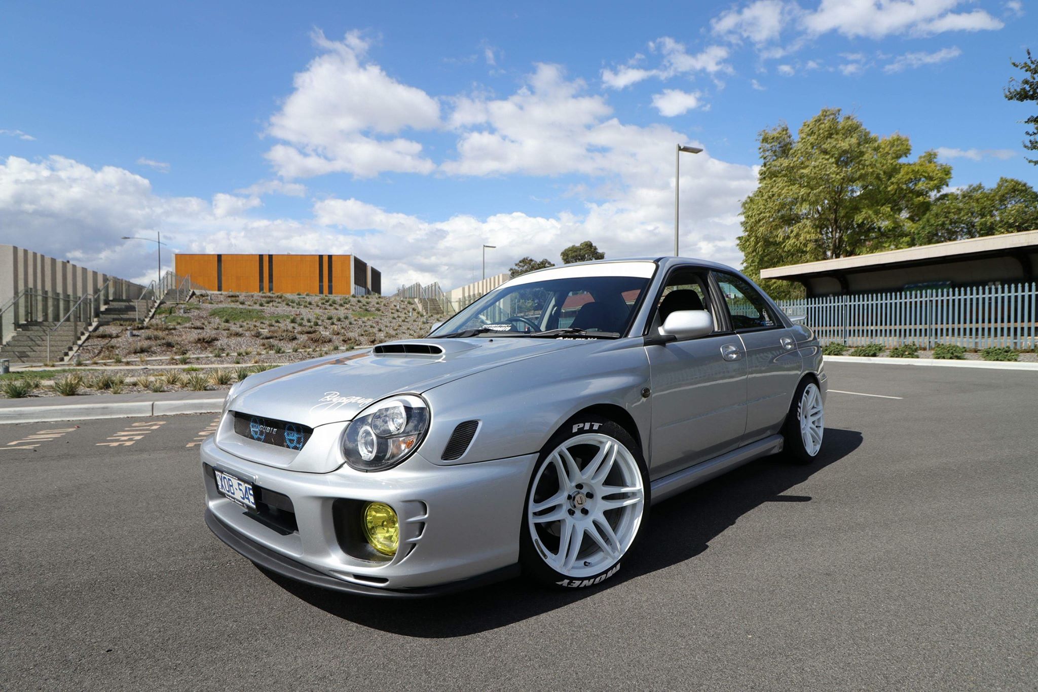 02-03 Bugeye Lip
