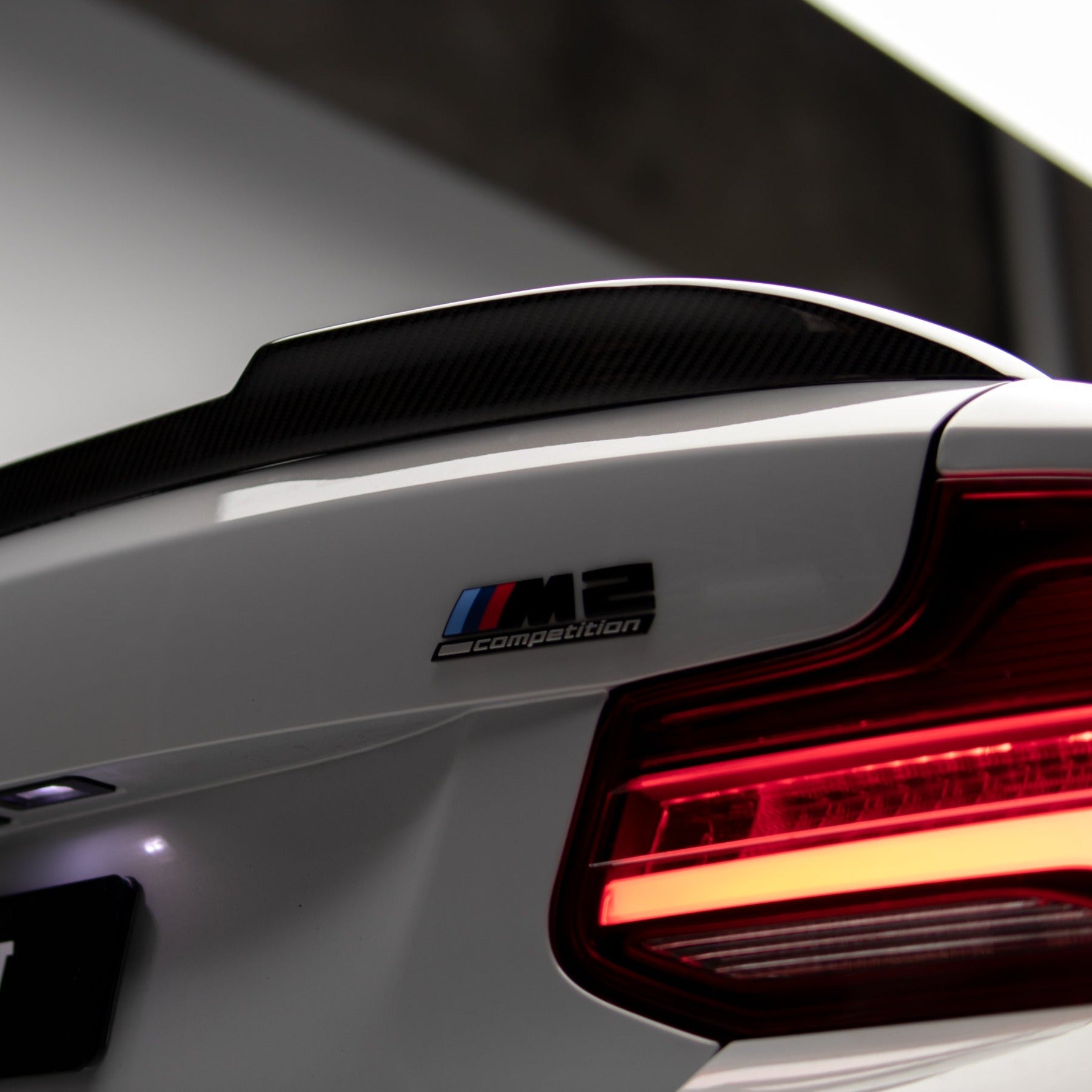 CS Style Pre Pregged Dry Carbon Fiber Trunk Lid Spoiler for BMW 2 Series M2 F22 F87 2014-2021