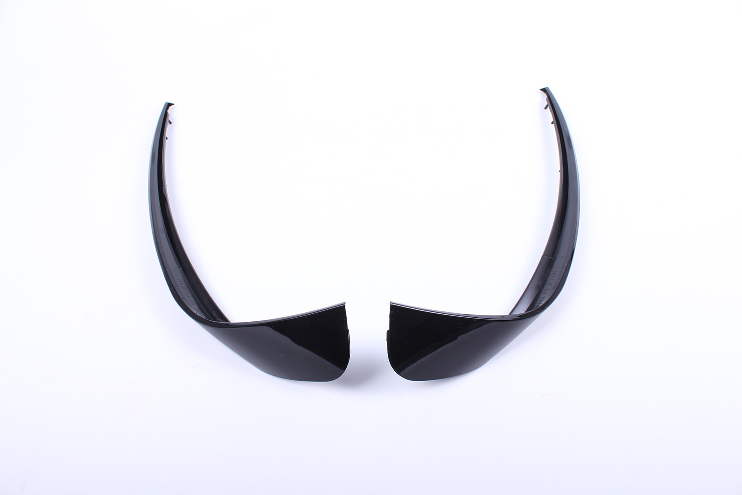 AMG Style Front Canards for Mercedes-Benz CLA C117 Coupe / X117 Wagon 2014-2016