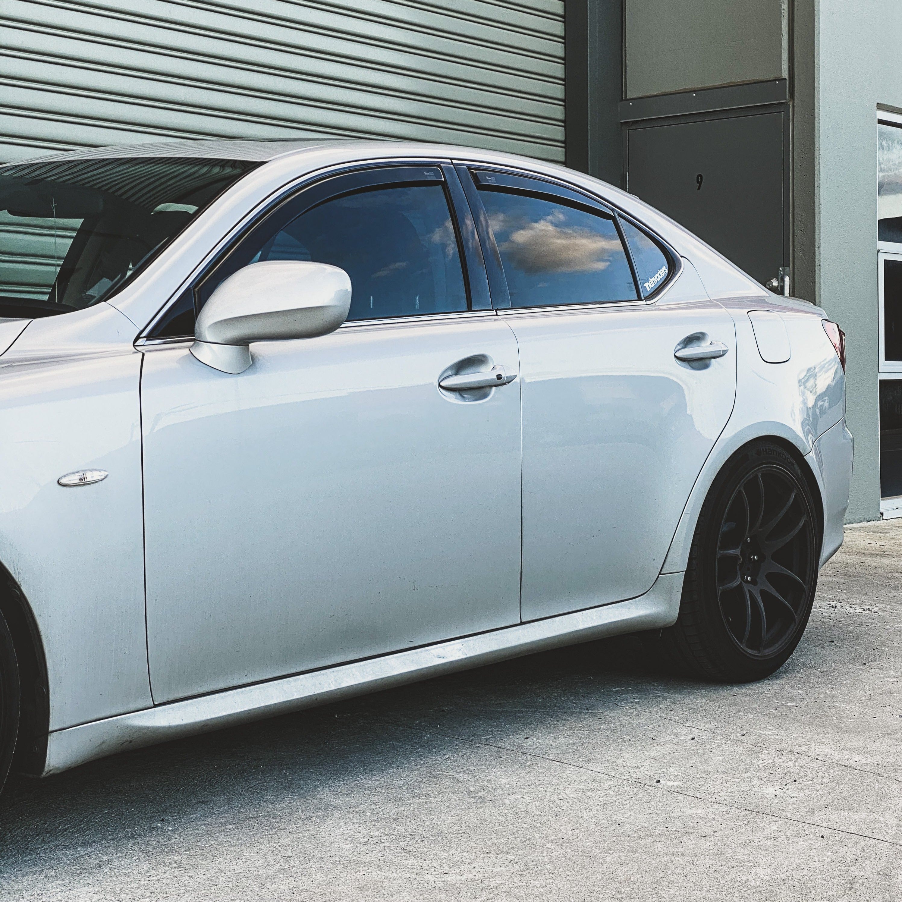 Slim-line Weather Shields - Lexus IS XE20 06-13