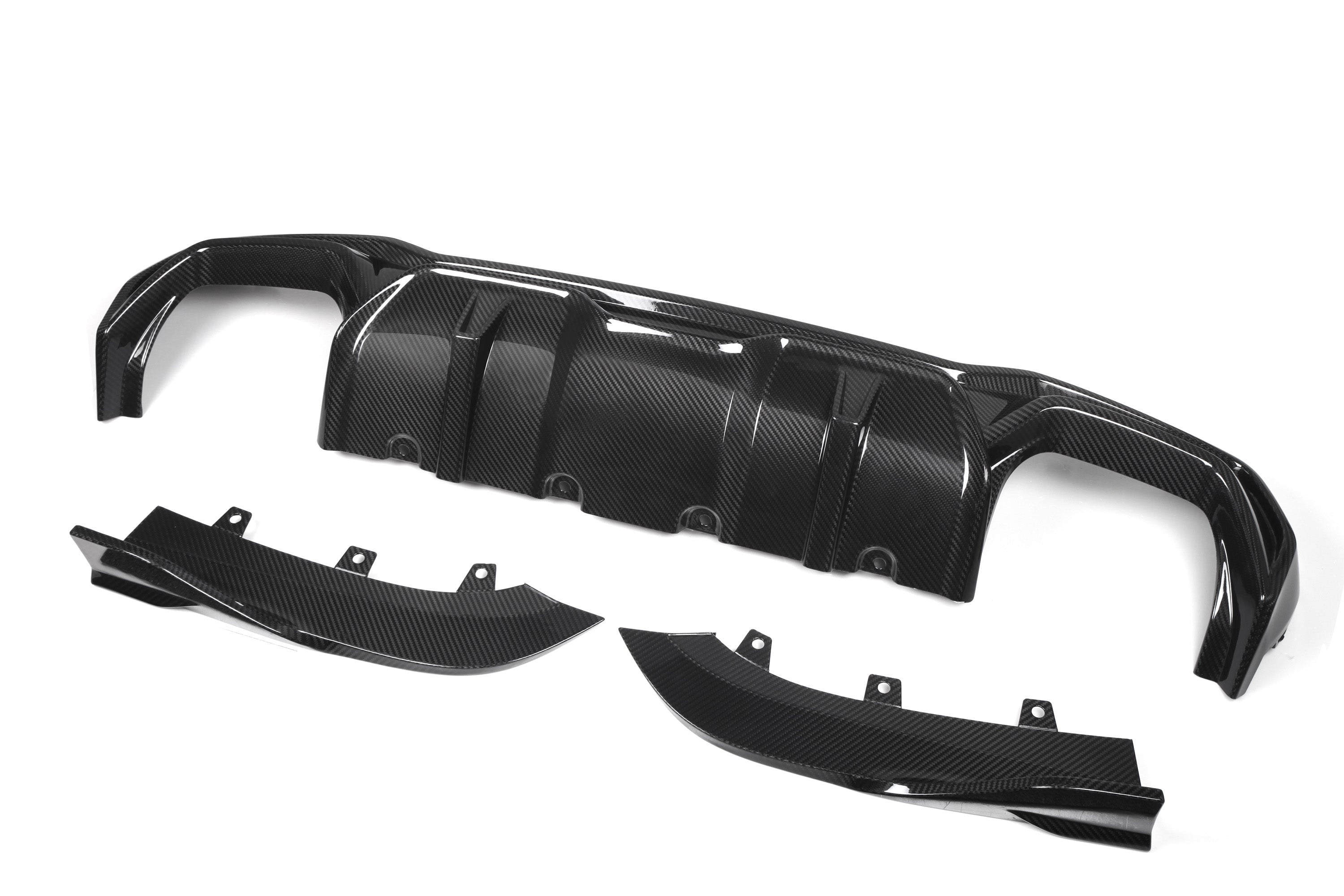 Sooqoo Pre Pregged Dry Carbon Fiber Rear Diffuser for BMW 4 Series G22 G23 2020+