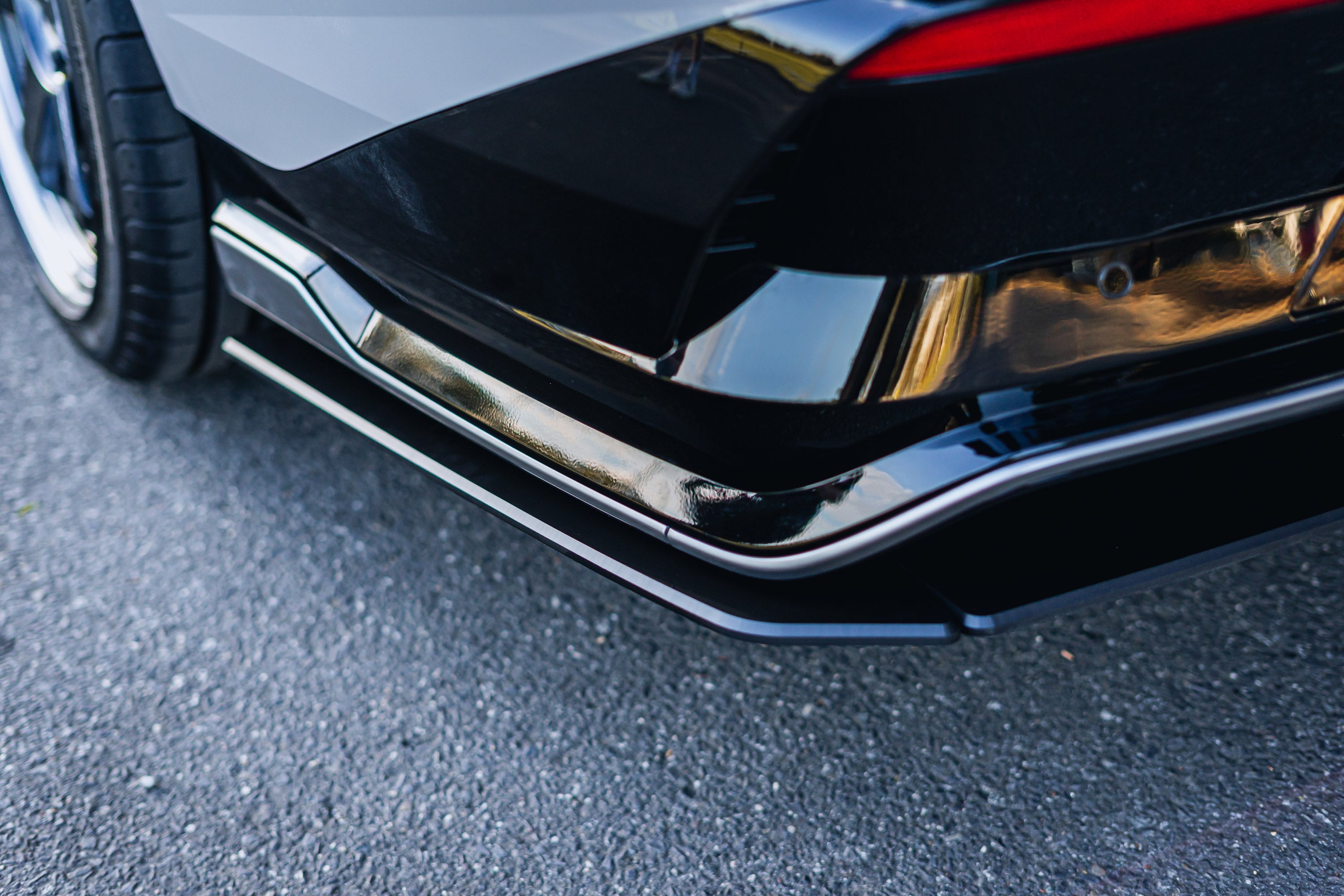 Hyundai CN7 V2 i30 N-Line Sedan FL 2025 Rear Spats (Pair)