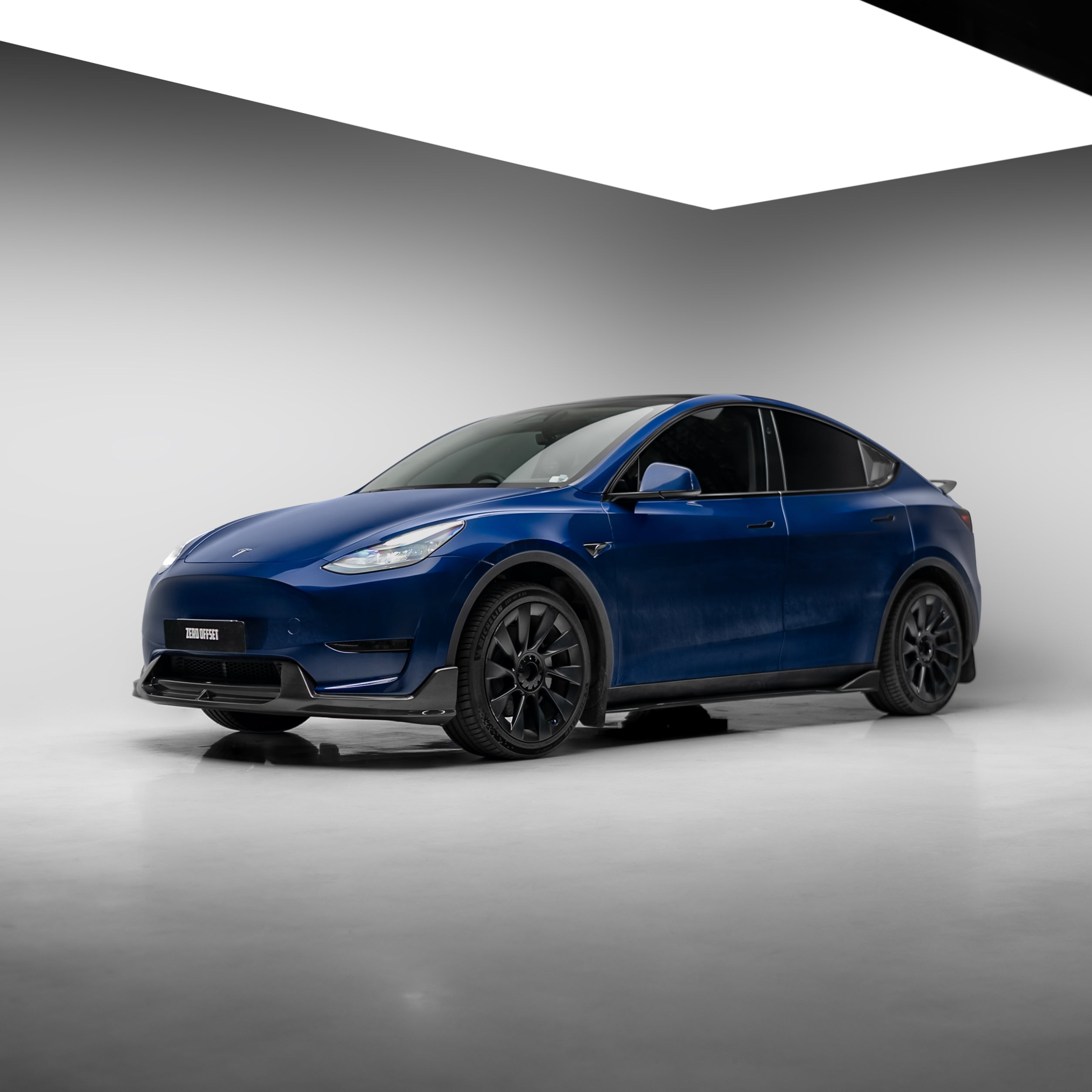 Tesla Model Y V2 Carbon Fiber Side Skirts 2022+