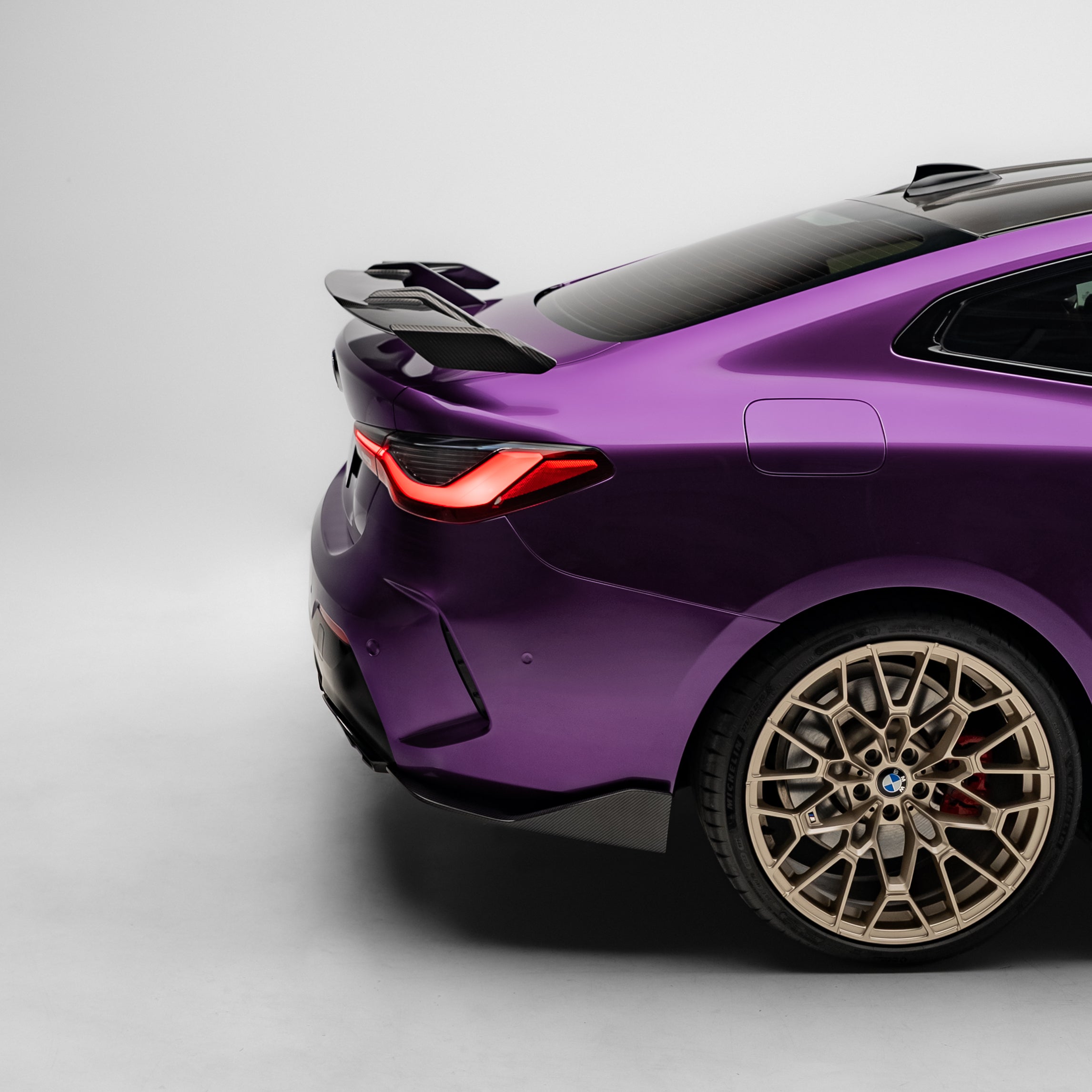 M-Performance Style Pre Pregged Dry Carbon Fiber Wing Spoiler for BMW 3 Series G20 / 4 Series G22 / M3 G80 / M4 G82 20+