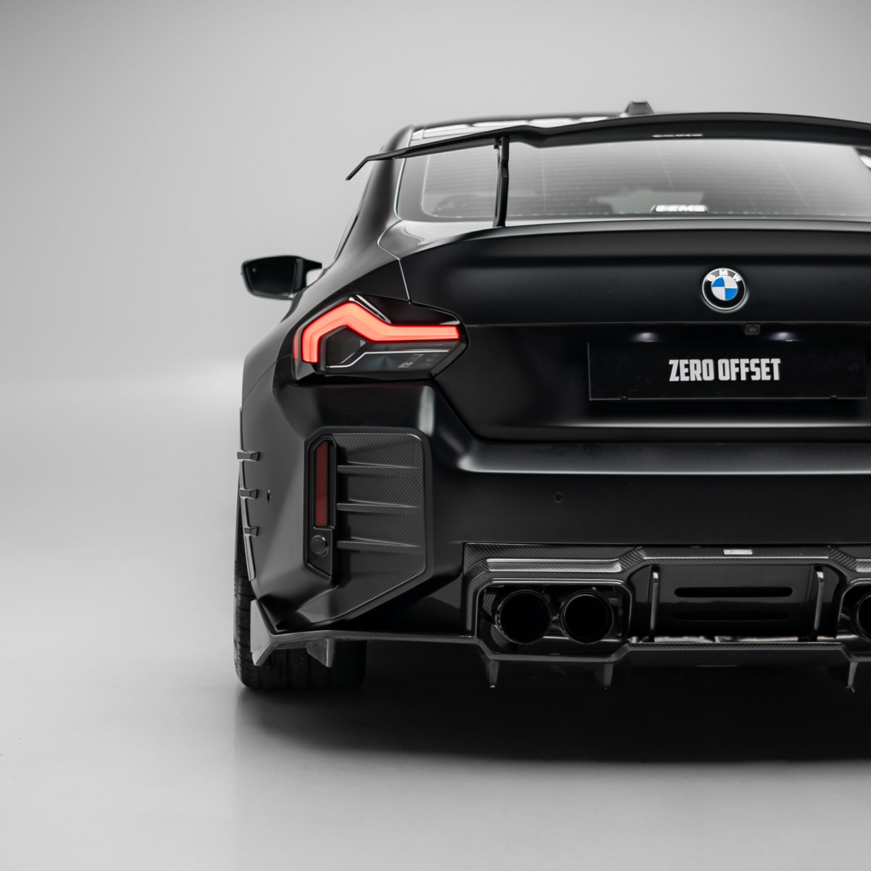 M Performance Style Pre Pregged Dry Carbon Fiber Rear Bumper Trim for BMW M2 G87 2023+