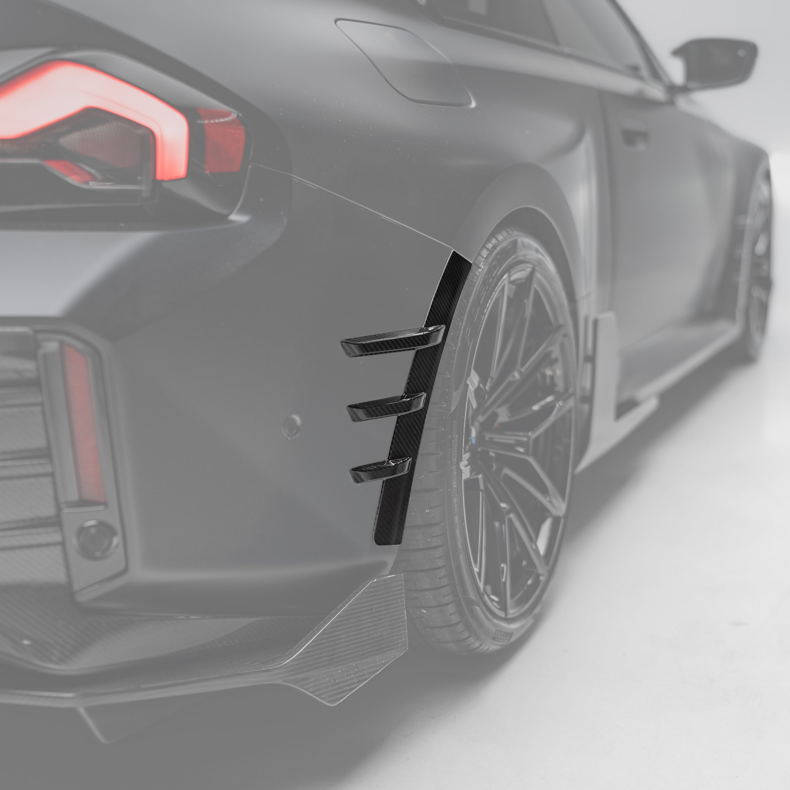 M Performance Style Pre Pregged Dry Carbon Fiber Rear Fender Arch Trim Set for BMW M2 G87 2023+