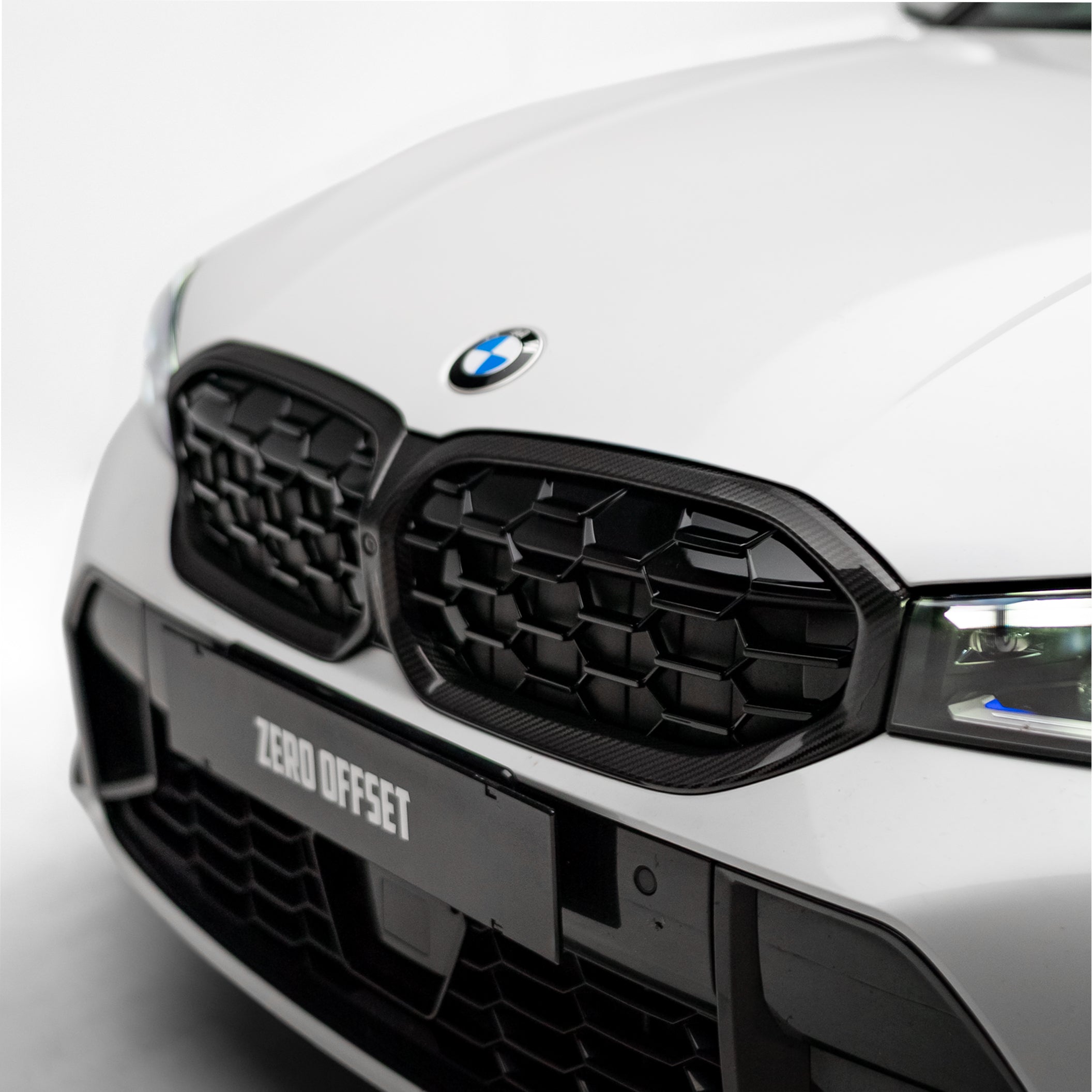 M Performance Style Pre Pregged Dry Carbon Fiber Grille (Mesh) for BMW 3 Series G20 LCI 2023+