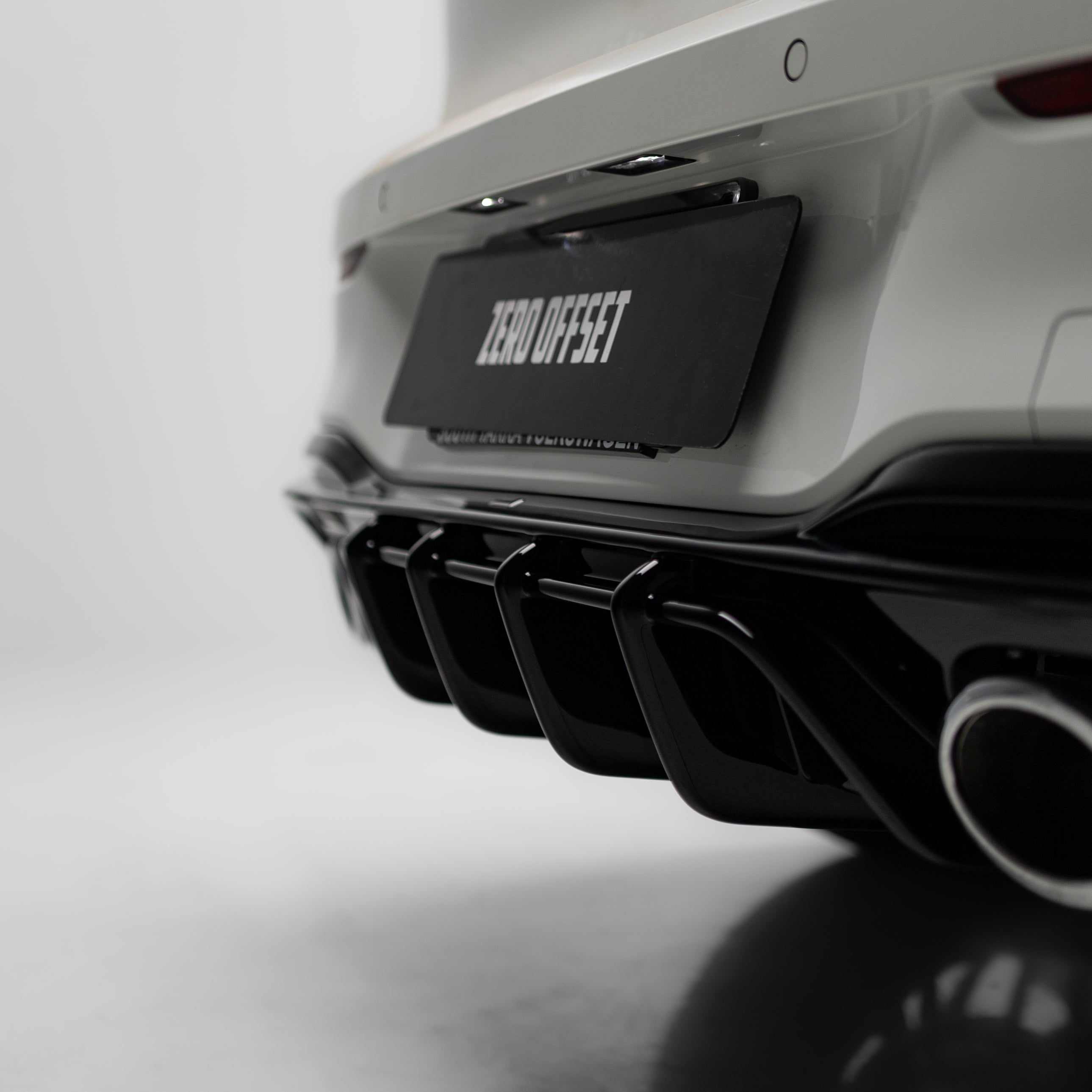 EVO-1  Rear Diffuser for Volkswagen Golf R MK8 MK8.5 2021+