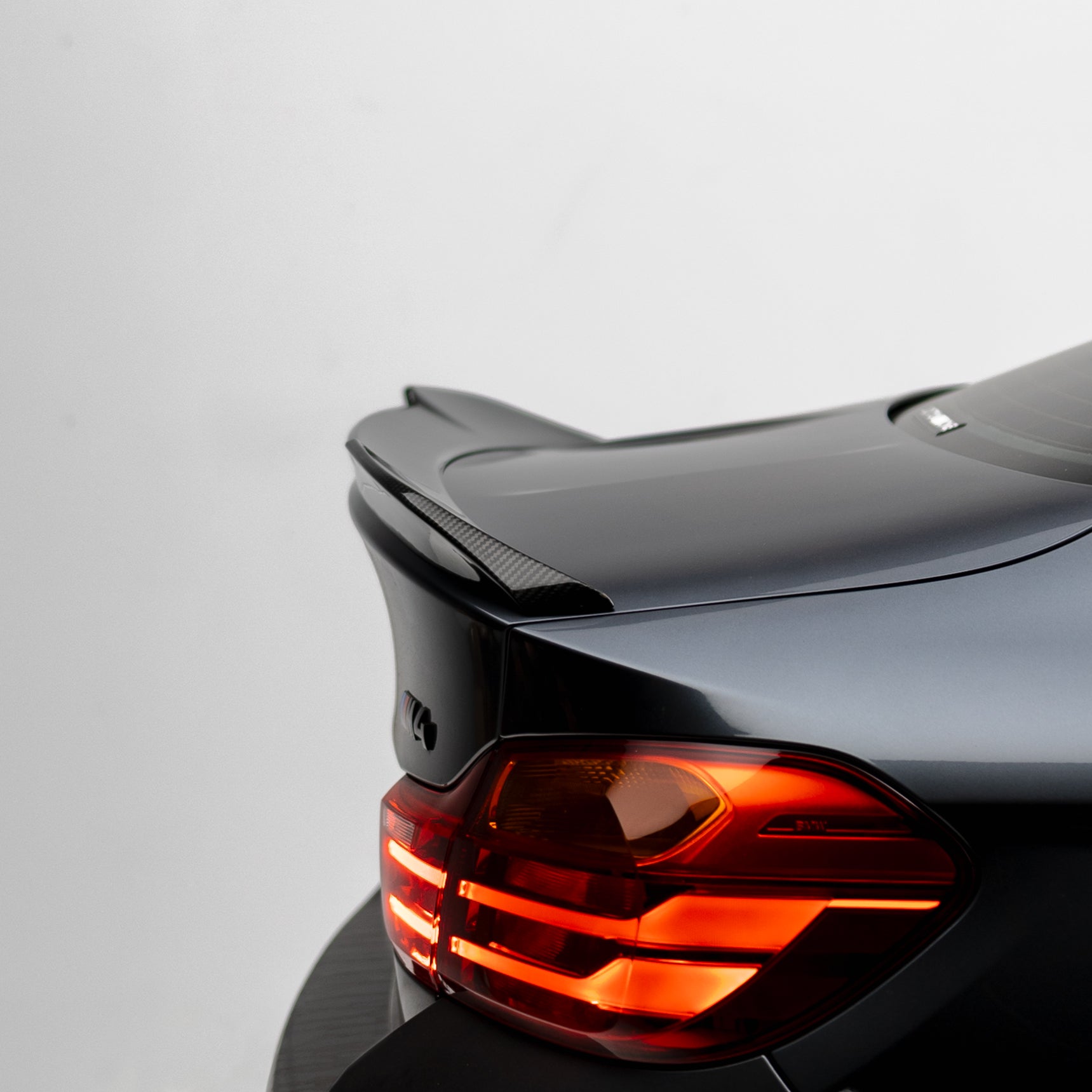 CS Style Pre Pregged Dry Carbon Fiber Spoiler for BMW M4 F82 2014-2020
