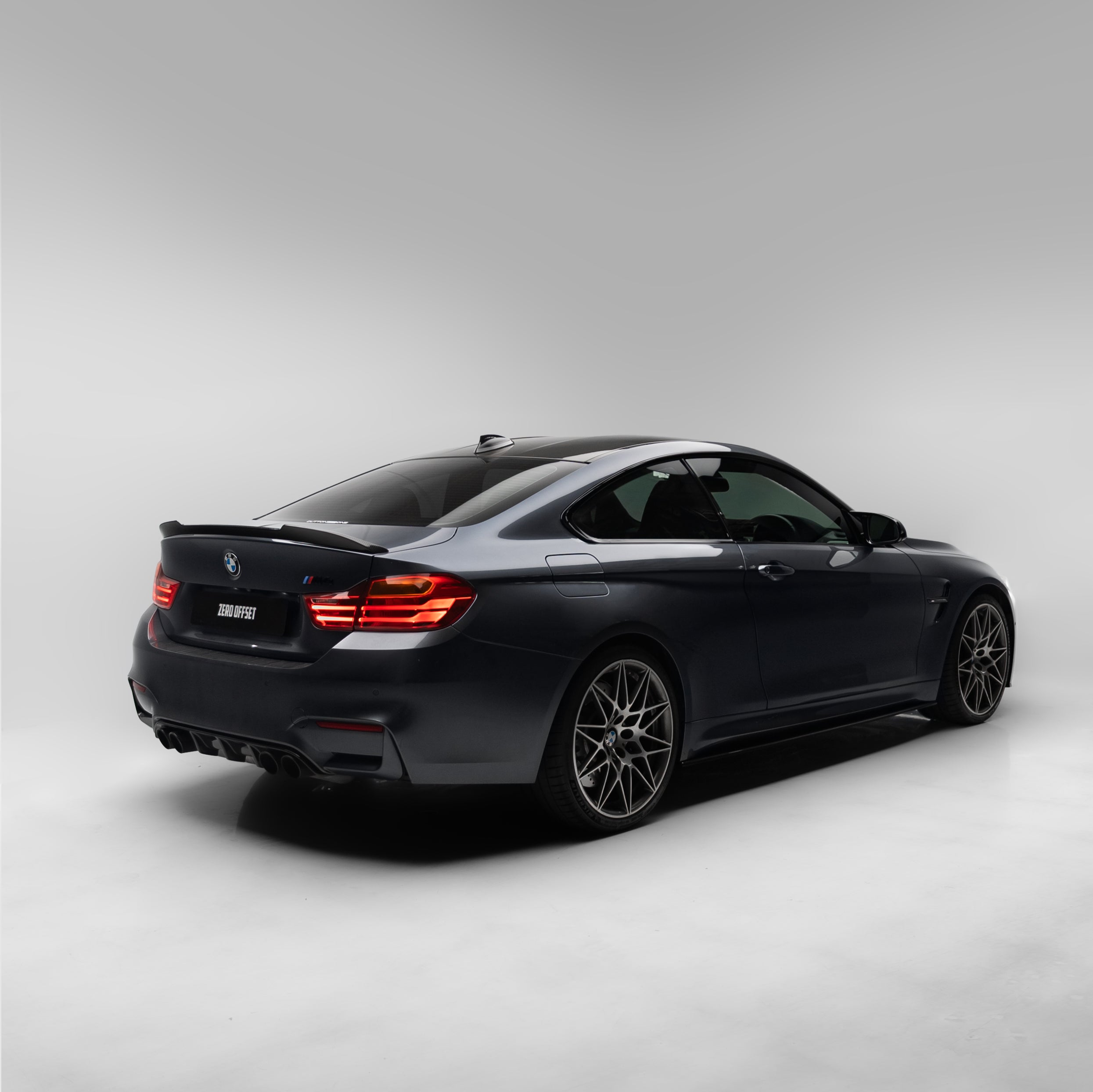 M Performance Style Pre Pregged Dry Carbon Fiber Full Kit for BMW M3 F80 / BMW M4 F82 F83 2014-2020