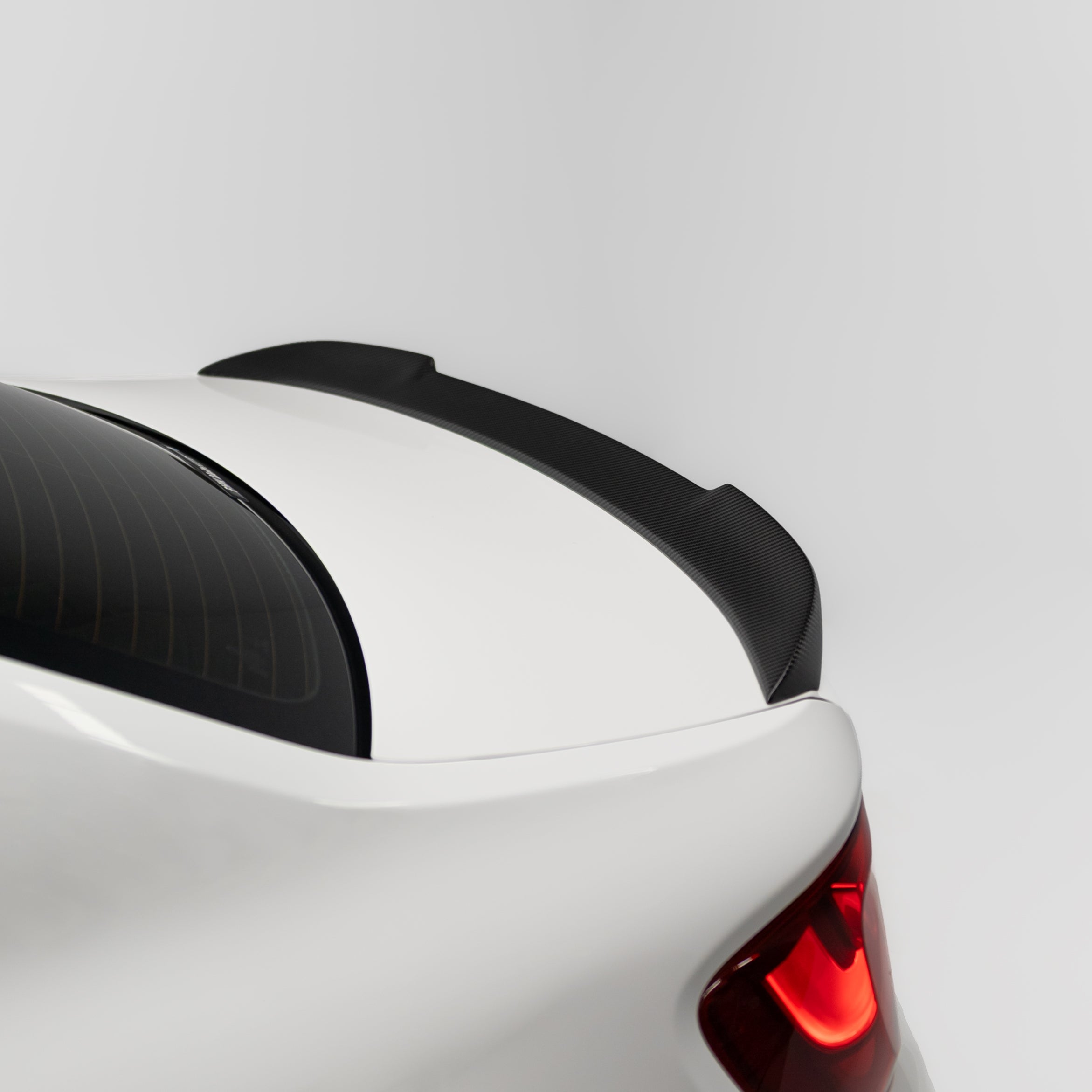 CS Style Pre Pregged Dry Carbon Fiber Trunk Lid Spoiler for BMW 2 Series M2 F22 F87 2014-2021