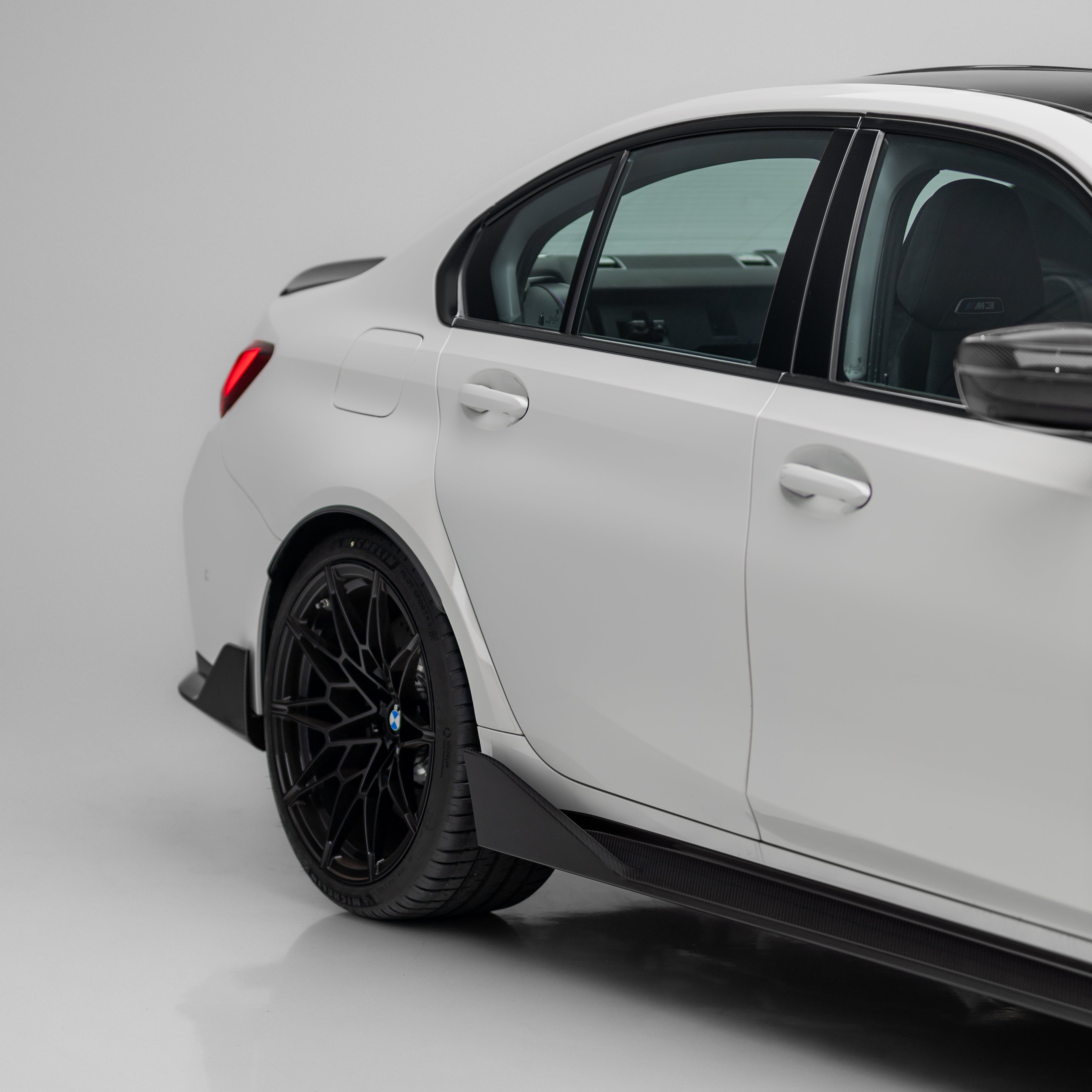 M Performance Style Pre Pregged Dry Carbon Side Skirts for BMW M3 G80 G81 2020+