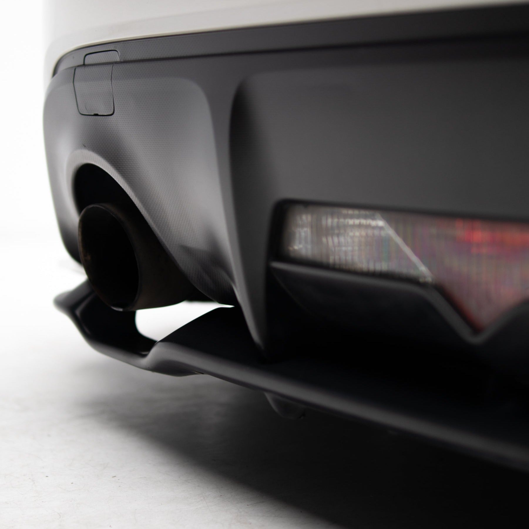 OE Style Rear Diffuser for Toyota 86 (ZN6) 2012-2016 / Subaru BRZ (ZC6