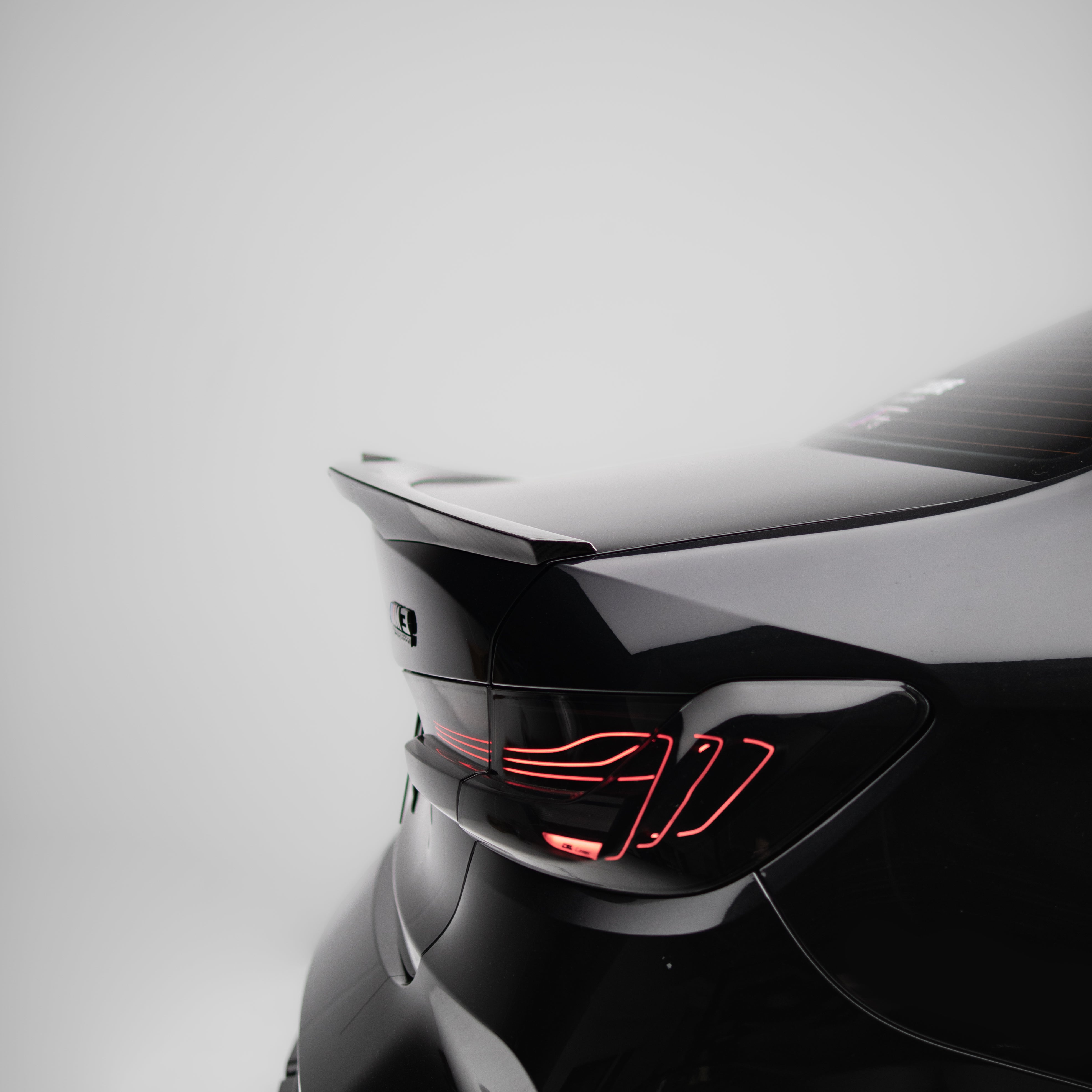 M4 Style Pre Pregged Dry Carbon Fiber Spoiler For BMW 3 Series G20 / M3 G80 2020+