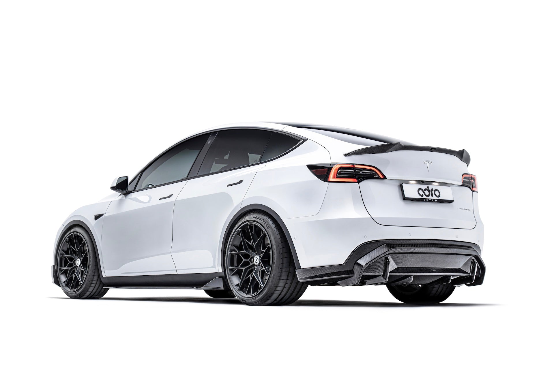 Tesla Model Y V2 Dry Carbon Fiber Full Body Kit 2022-2024